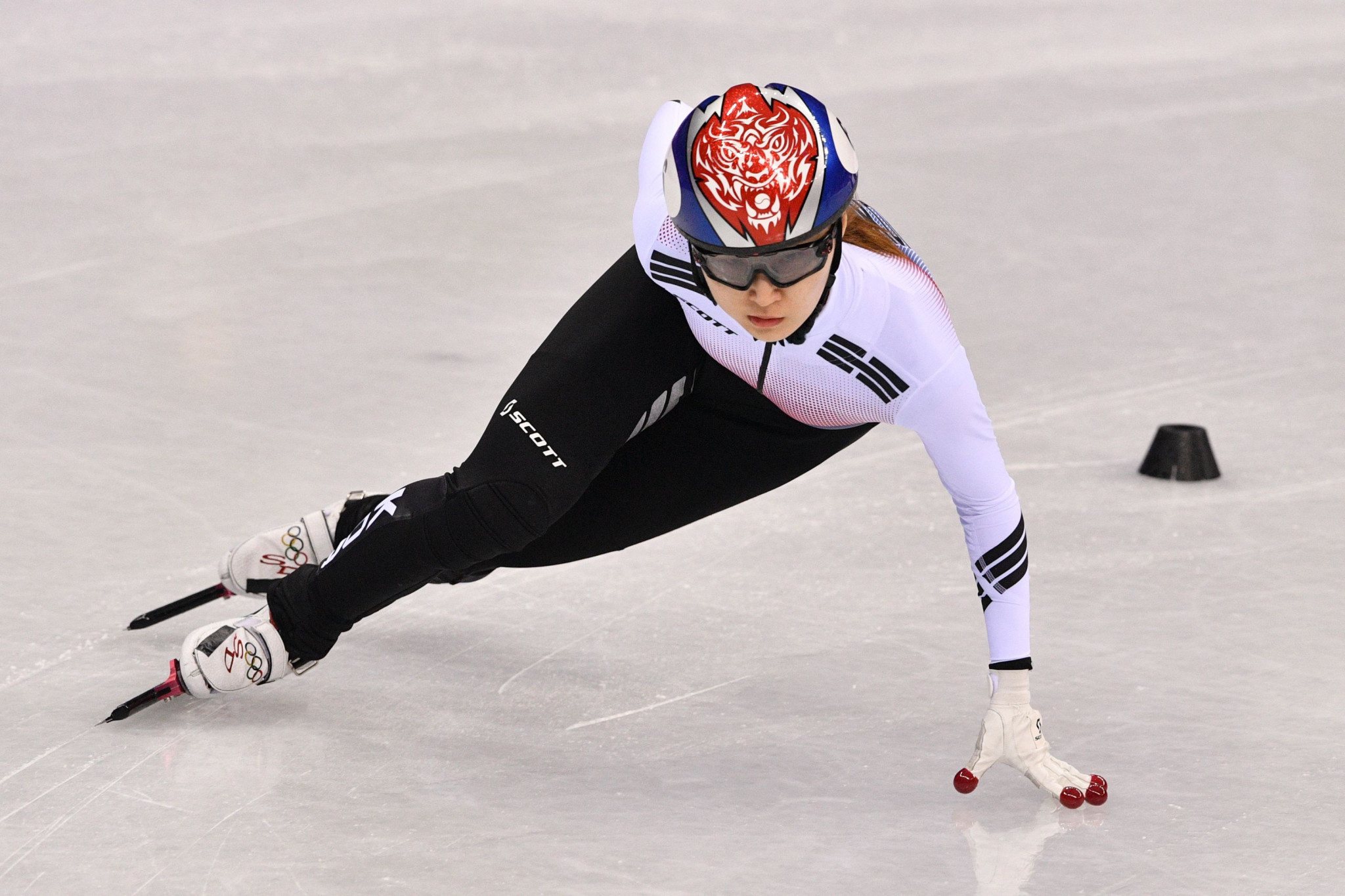 Choi Min-jeong, South Korea, ISU world short track speed skating championships, Opening day, 2050x1370 HD Desktop