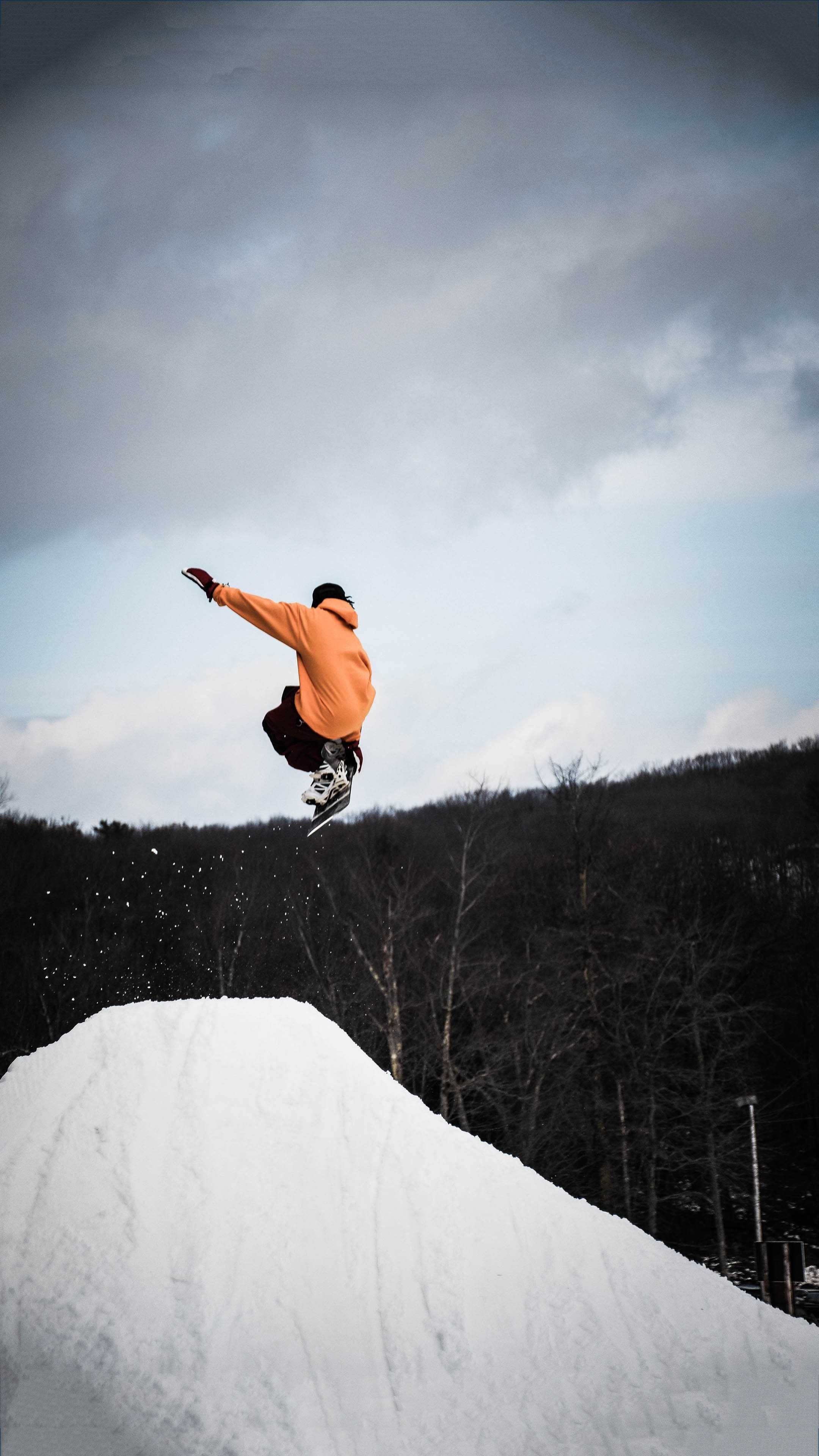 Snowboarding wallpaper aesthetic, Mountain adventure backdrop, Snowboarding style, Stunning visuals, 2160x3840 4K Phone