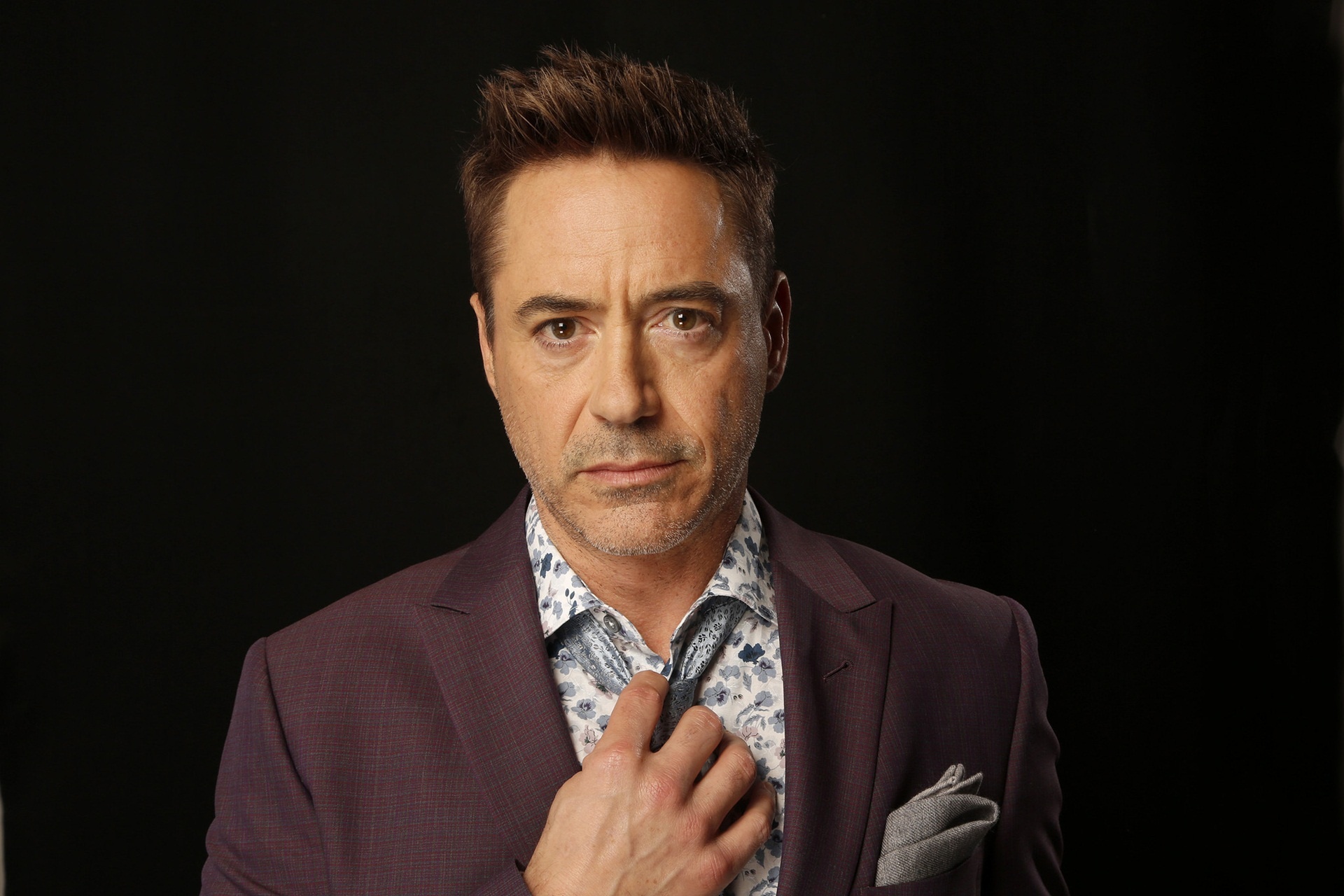 Robert Downey Jr., Hollywood actor, Widescreen wallpapers, Famous personality, 1920x1280 HD Desktop