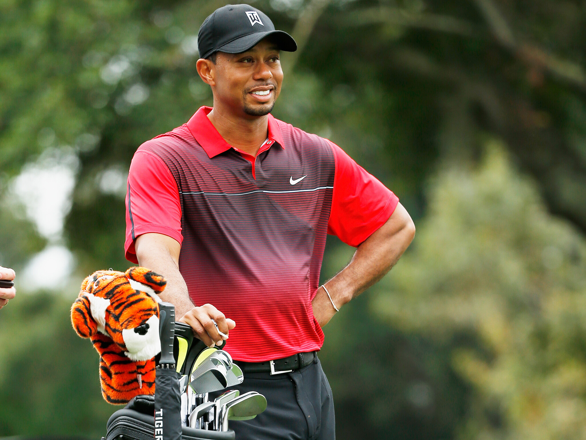 Tiger Woods, Desktop wallpaper, Sporting legend, Golf superstar, 2050x1540 HD Desktop