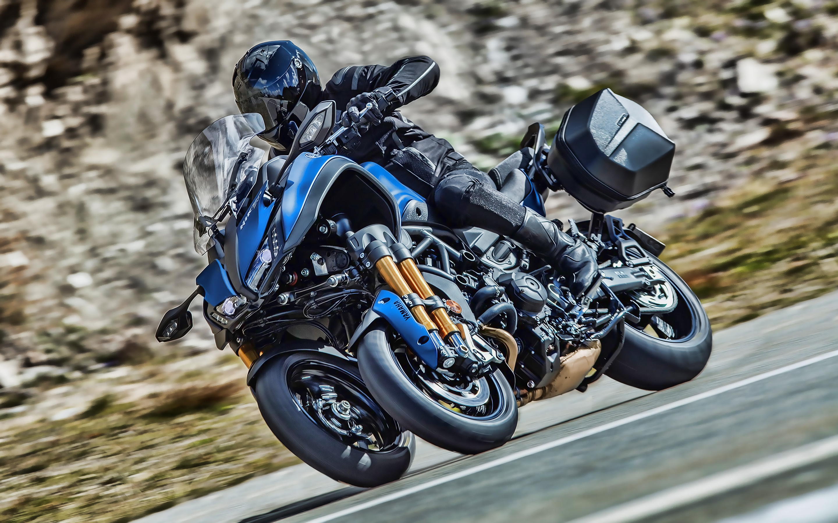 Yamaha Niken, GT road 2019, Bikes, Superbikes, 2880x1800 HD Desktop