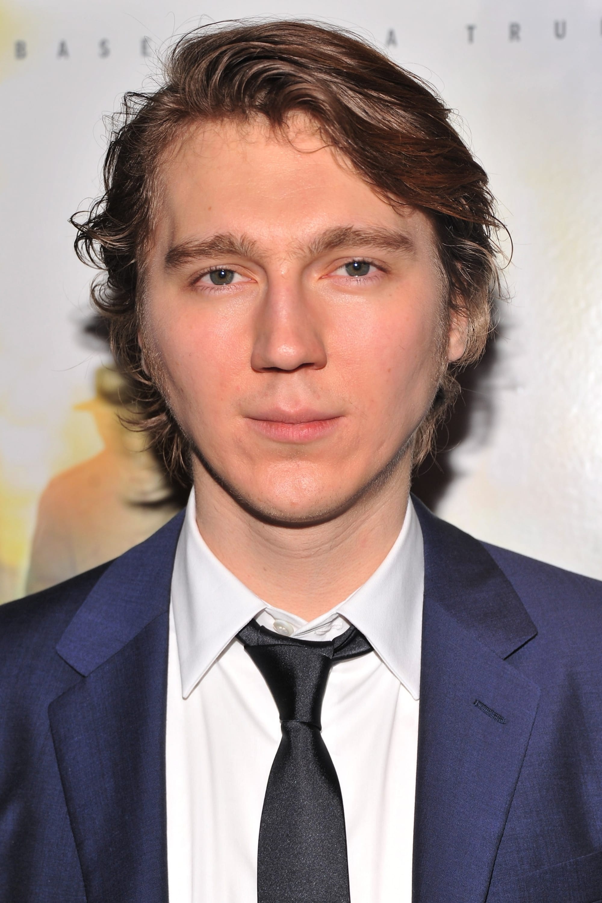 Paul Dano, profile images, 2000x3000 HD Phone