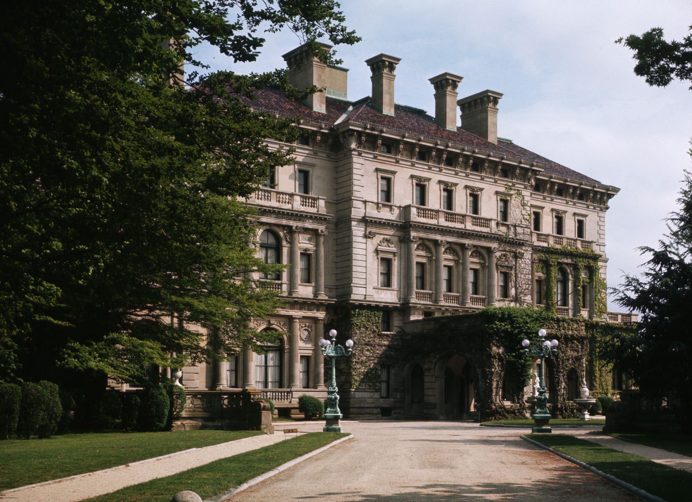 The Breakers, Family apartment, Newport mansion, Third floor, 2310x1680 HD Desktop