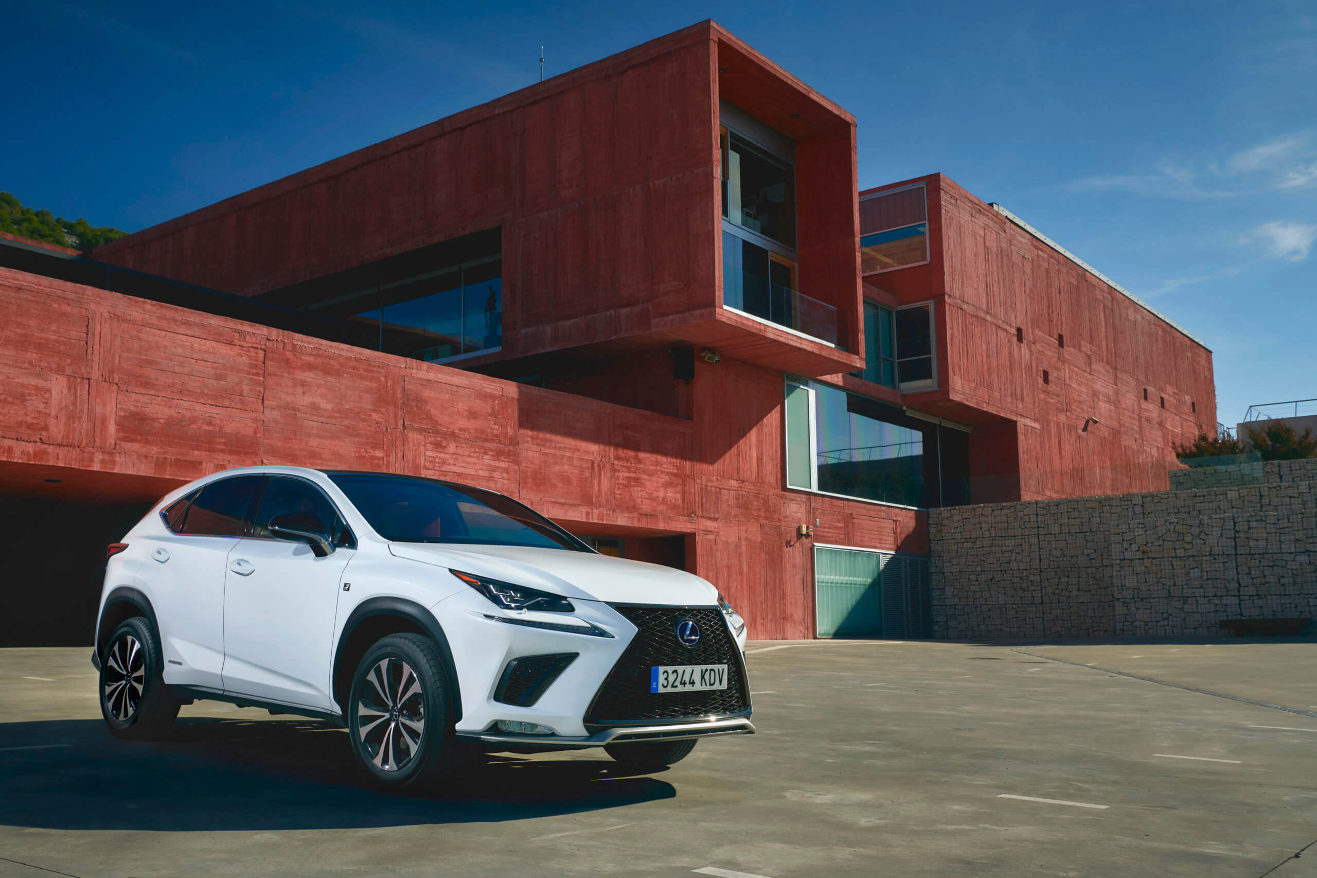 Lexus NX 300h, Leasing, 299 Euro/month, 2560x1710 HD Desktop