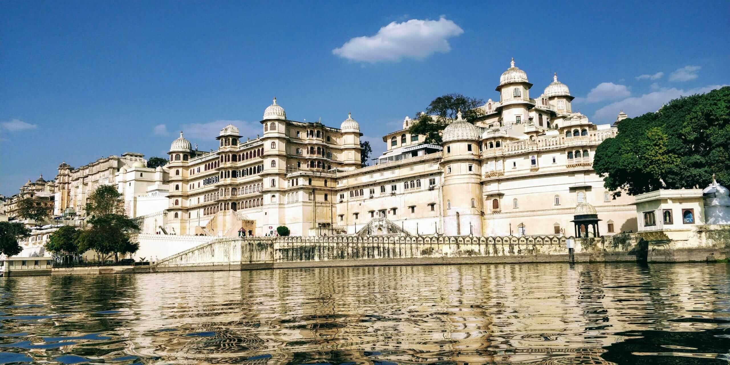 Lake Pichola, Solo travelers, Backpacking India, Tony Travels tips, 2560x1280 Dual Screen Desktop