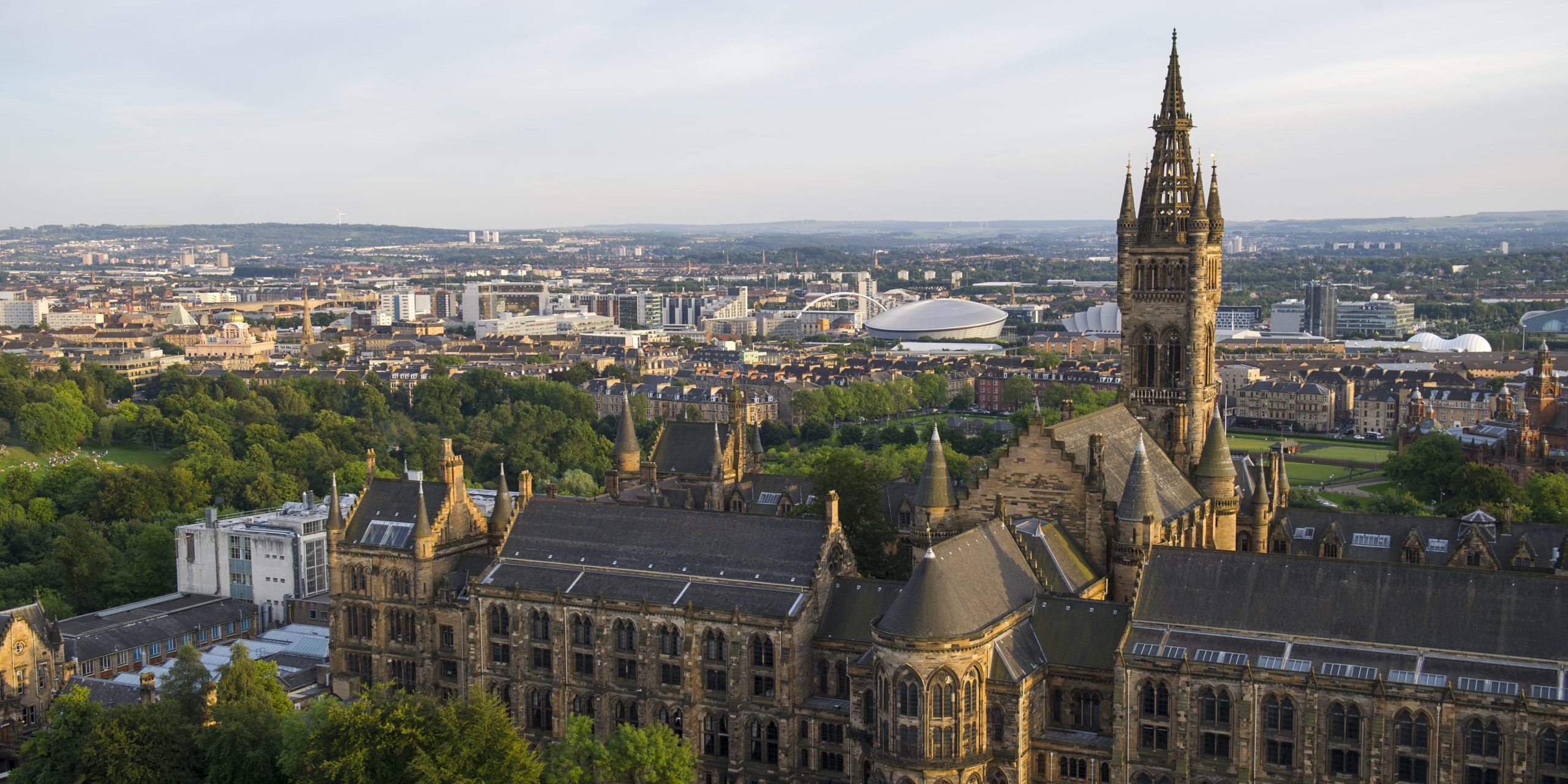 University of Glasgow, Glasgow (Scotland) Wallpaper, 2560x1280 Dual Screen Desktop