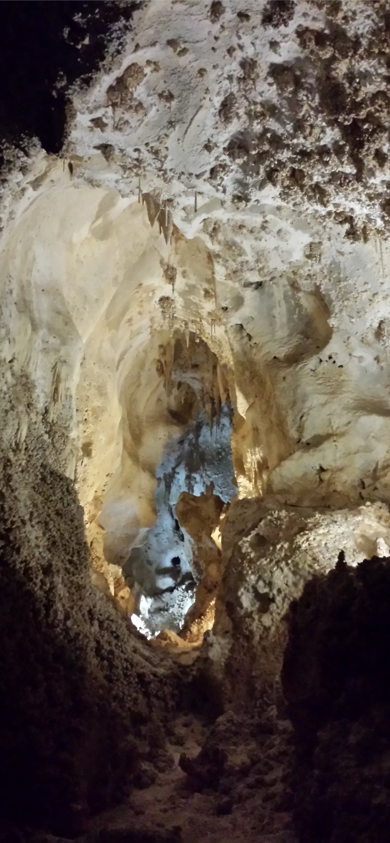 Carlsbad Caverns, National Park, iPhone wallpapers, Travels, 1290x2780 HD Phone