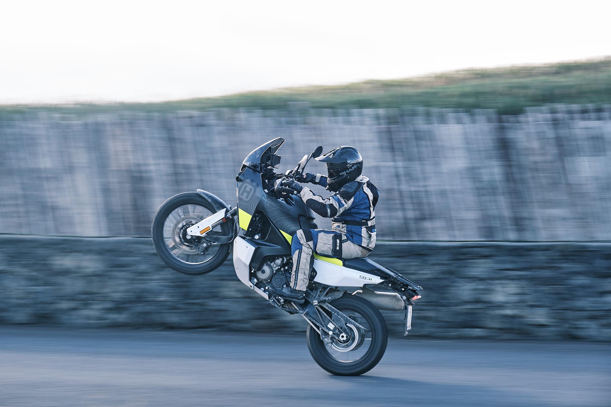 Husqvarna Norden 901, Adventure touring, Powerful performance, Long-distance travel, 2000x1340 HD Desktop