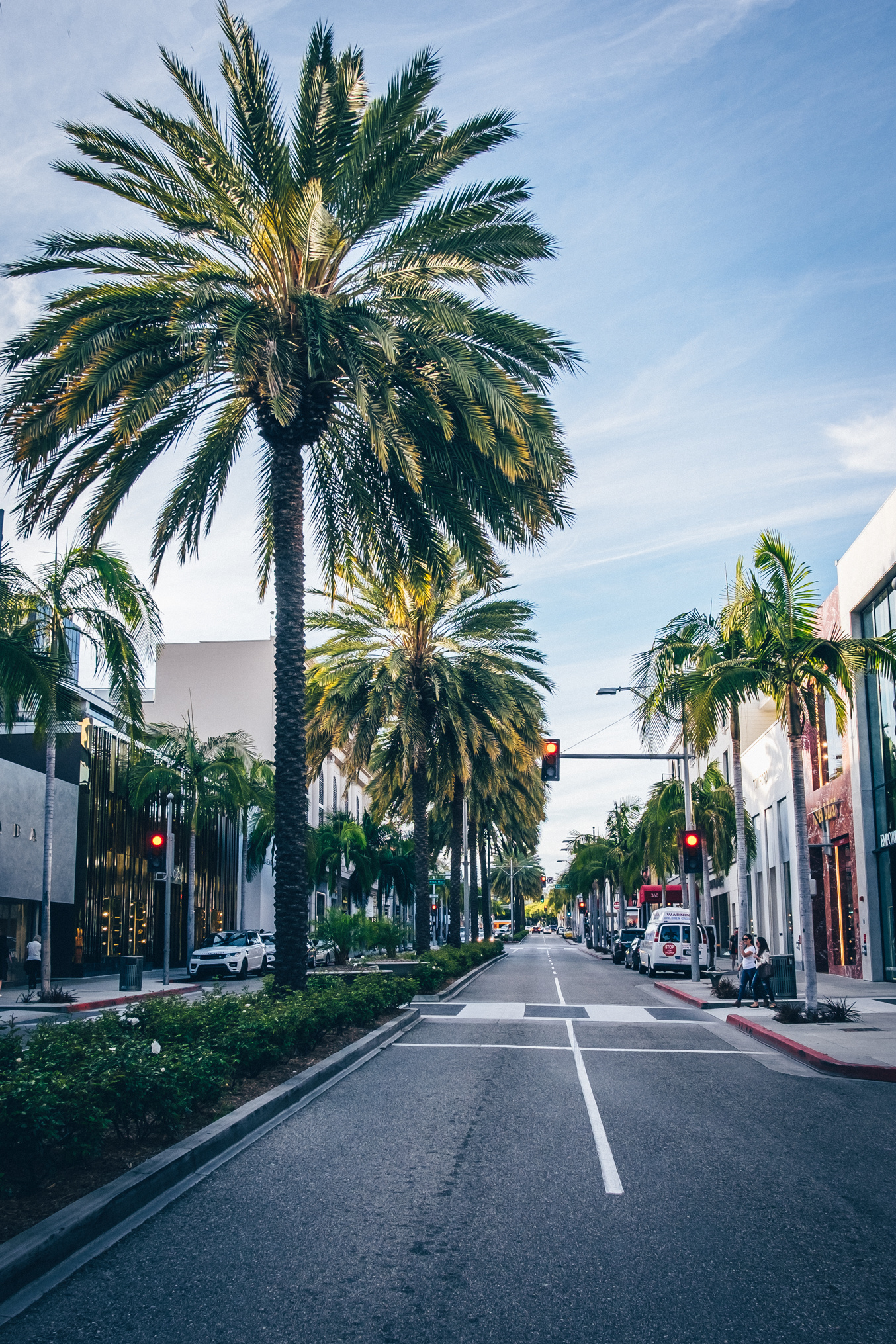 Beverly Hills, Alanisko photography, Los Angeles charm, Skyline, 1360x2040 HD Phone