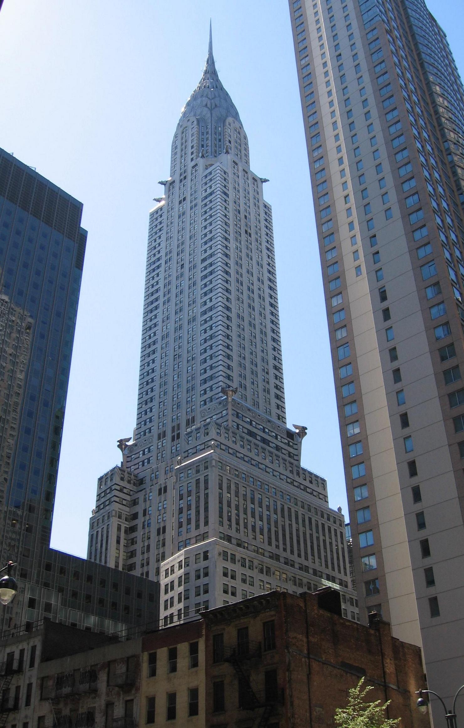 Chrysler Building, Iconic architecture, Manhattan landmark, Urban skyline, 1480x2320 HD Phone