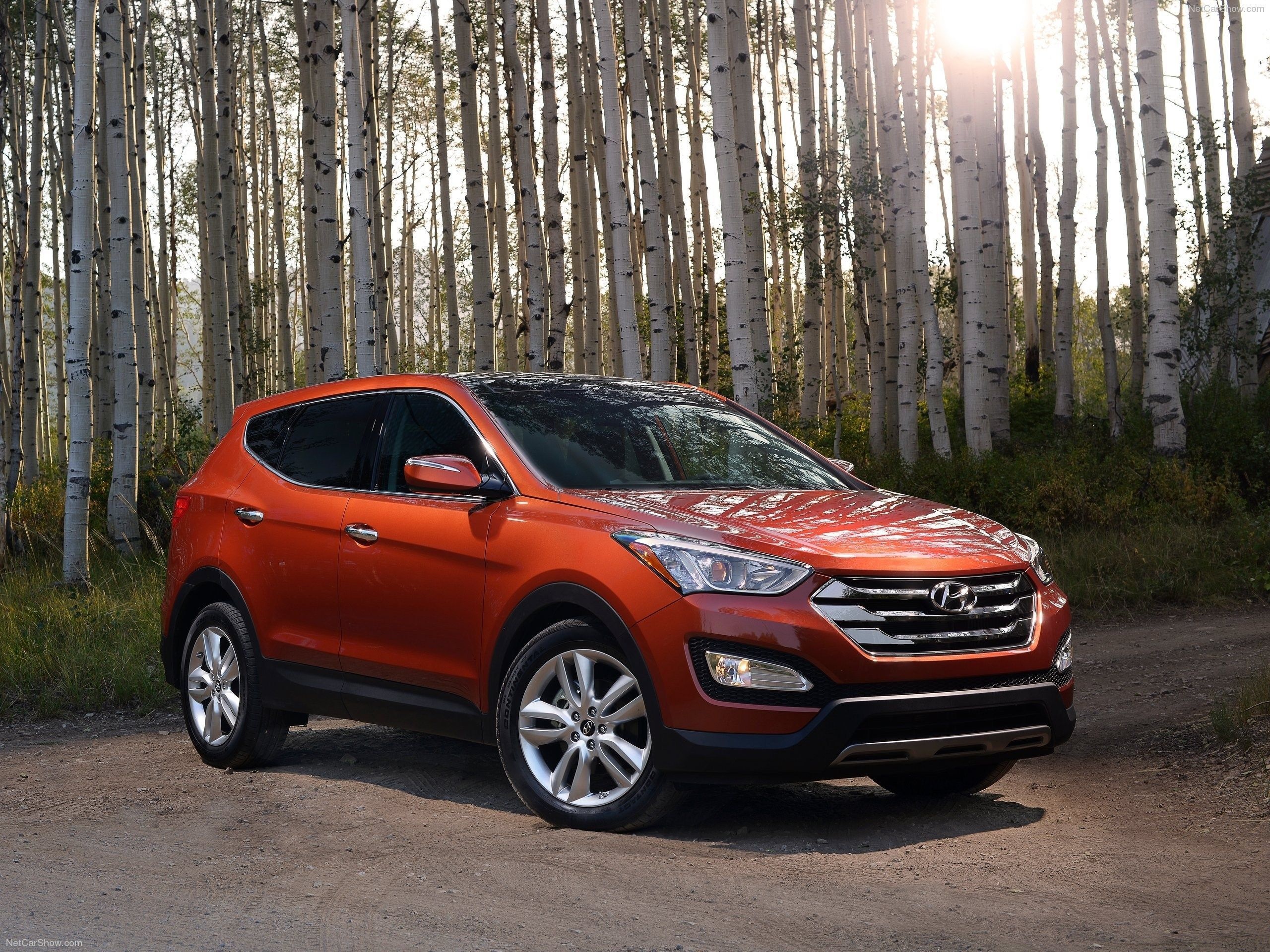 Hyundai Santa Fe, Sophisticated design, All-terrain capability, Unmatched comfort, 2560x1920 HD Desktop