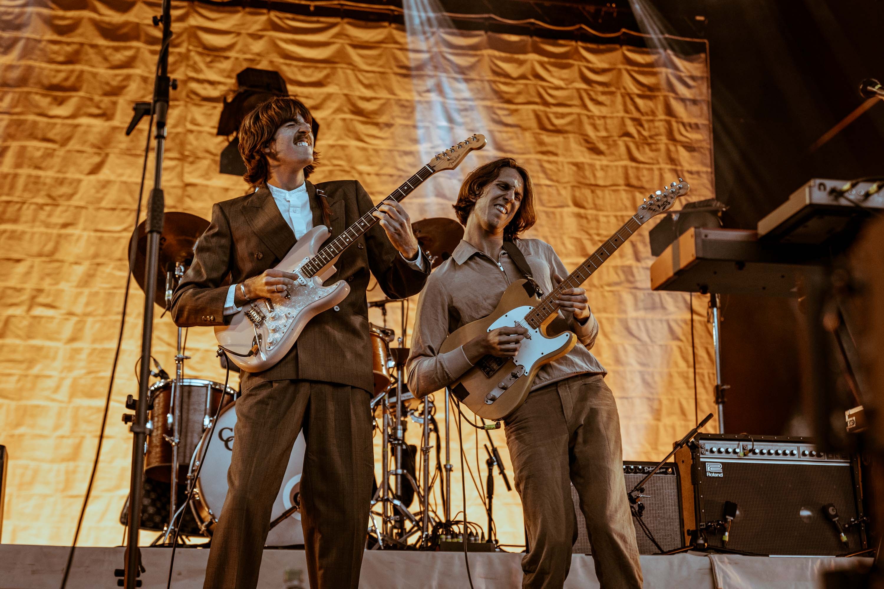 Parcels' festival performance, Somerset House summer series, Unforgettable show, Summer vibes, 3000x2000 HD Desktop