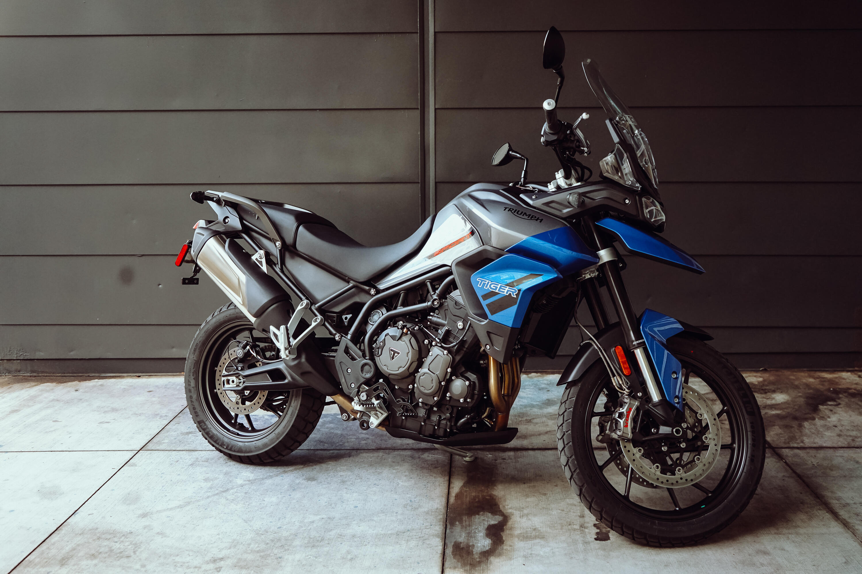 Triumph Tiger 850 Sport, BMW collaboration, 54% off sale, 3000x2000 HD Desktop