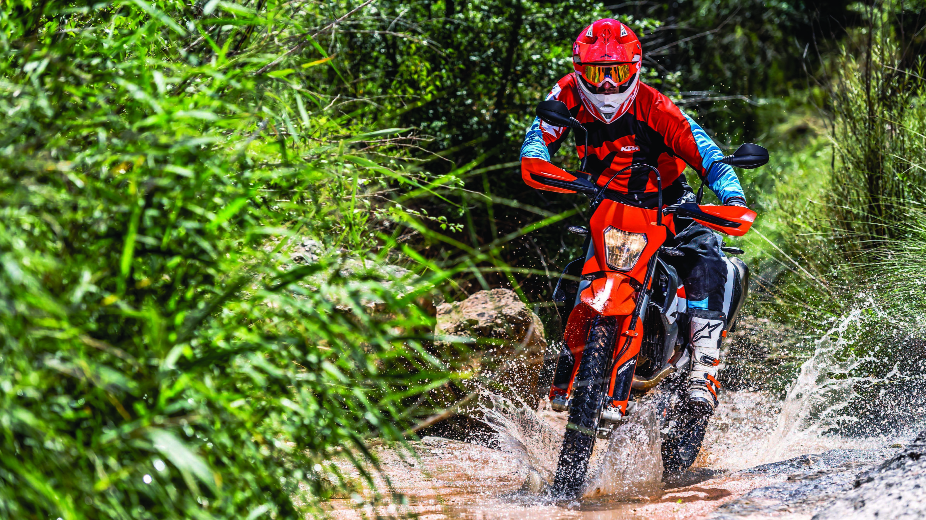 690 Enduro R, KTM Dirt Bikes Wallpaper, 3840x2160 4K Desktop