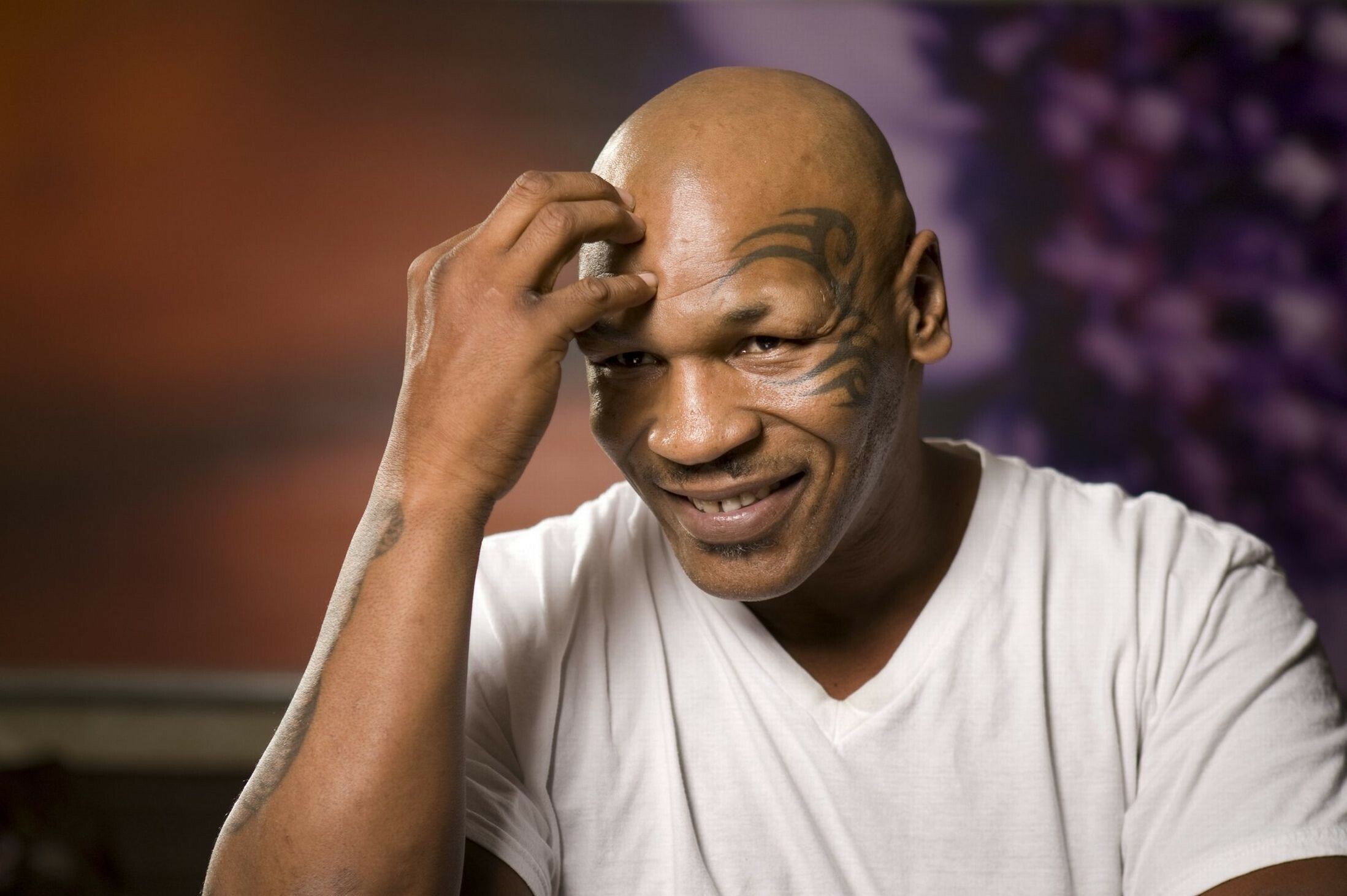 Mike Tyson, Desktop wallpics, Iconic moments, Powerful imagery, 2200x1470 HD Desktop