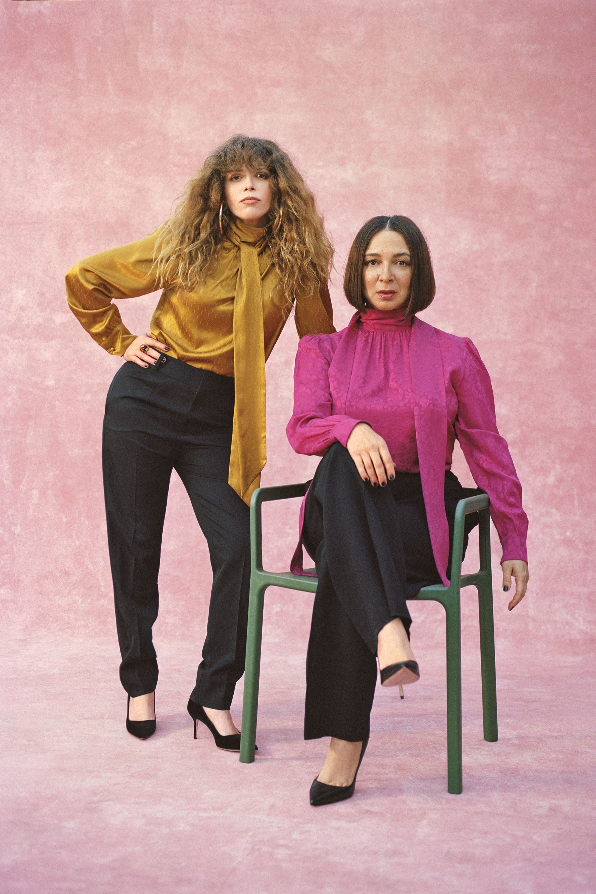 Maya Rudolph, Natasha Lyonne, Shedding the bullshit, Hollywood, 2000x3000 HD Phone