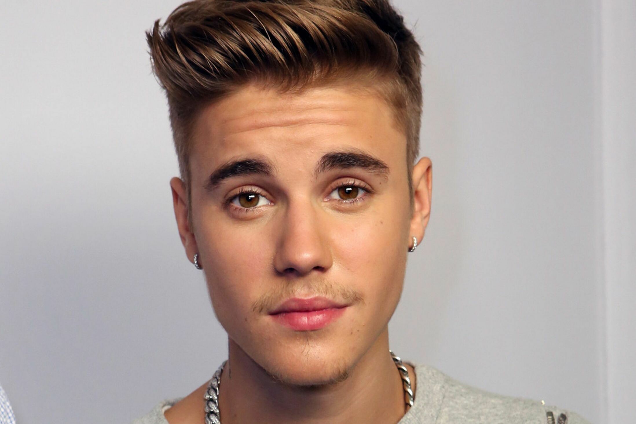 4K Bieber wallpapers, Stunning visuals, Ultimate download, Diverse collection, 2200x1470 HD Desktop