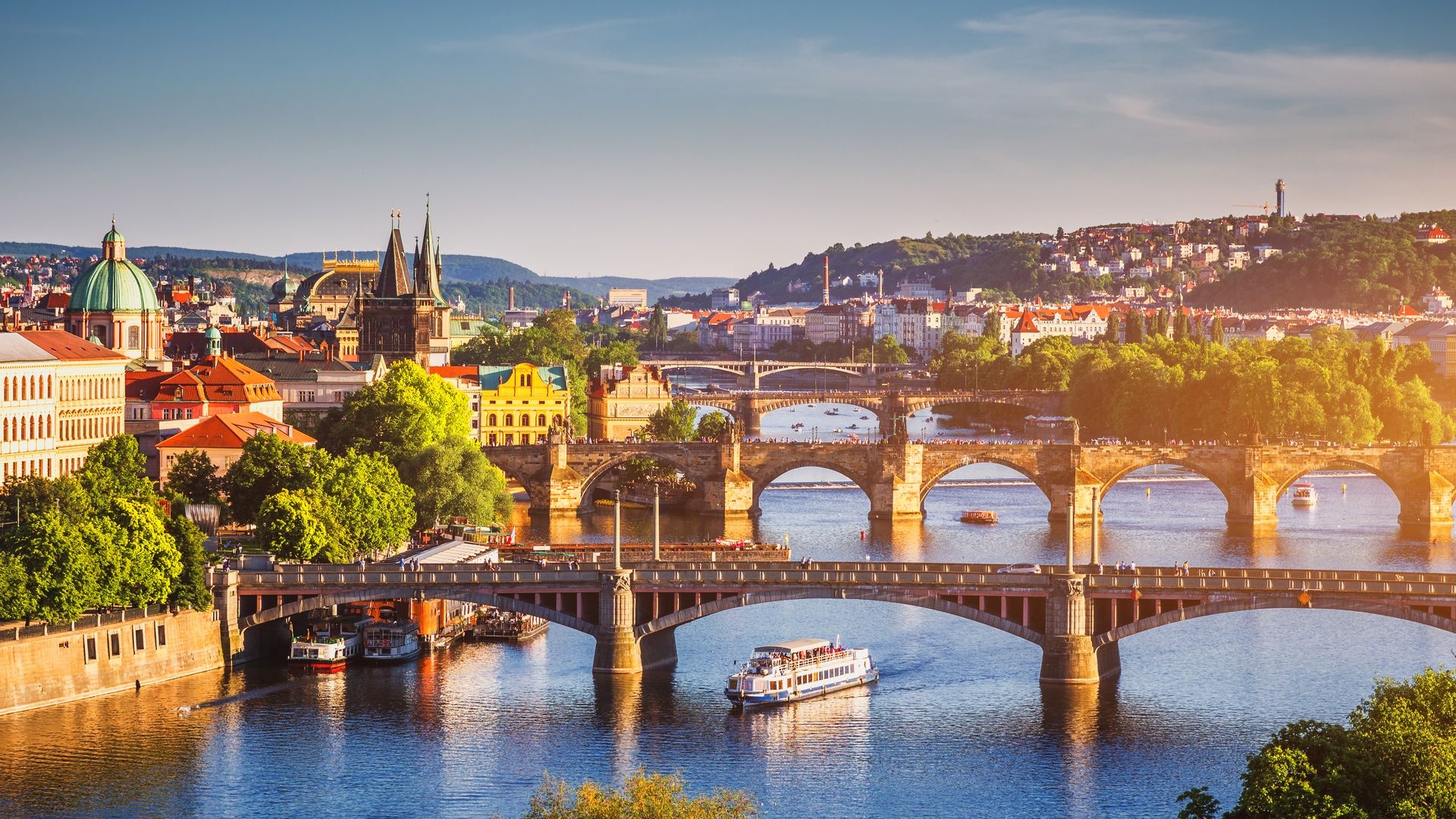 Business hub, Strategic consulting, Leadership excellence, Prague's professional expertise, 1920x1080 Full HD Desktop