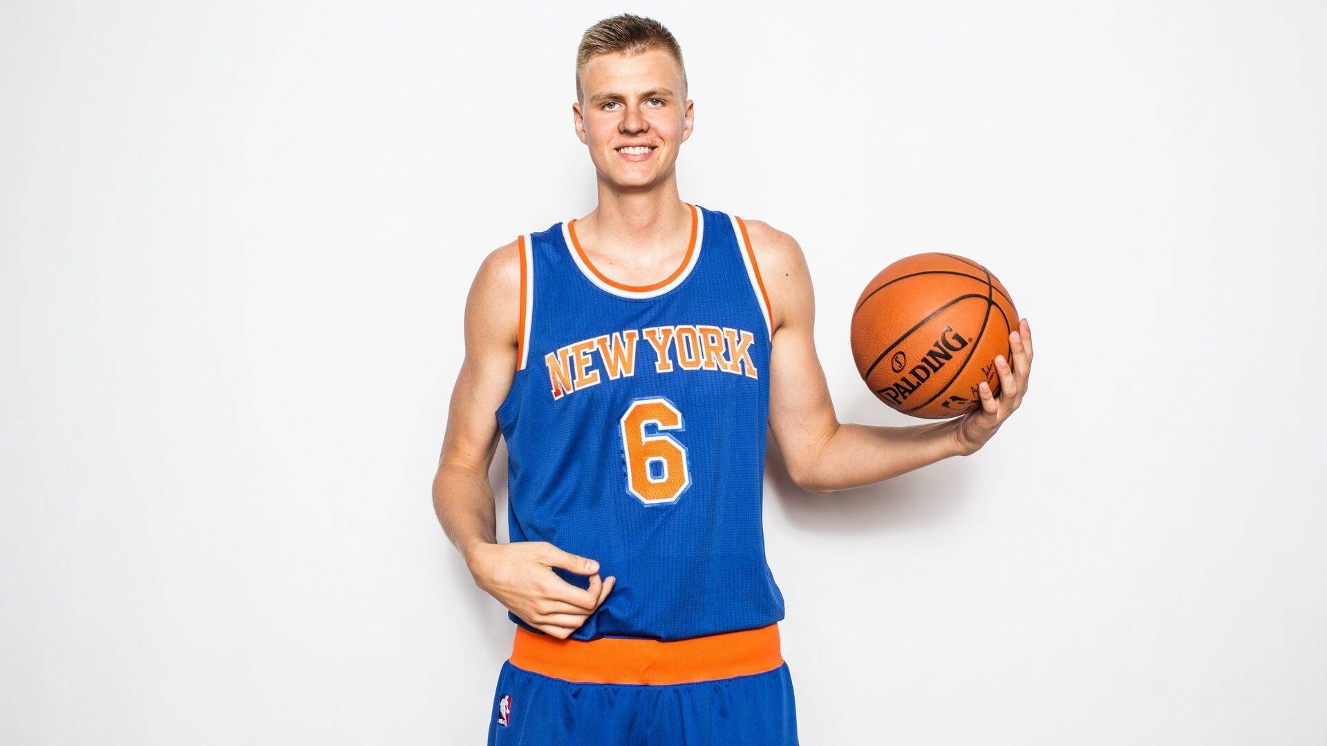 Kristaps Porzingis, Laptop full HD 1080p, 1920x1080 Full HD Desktop