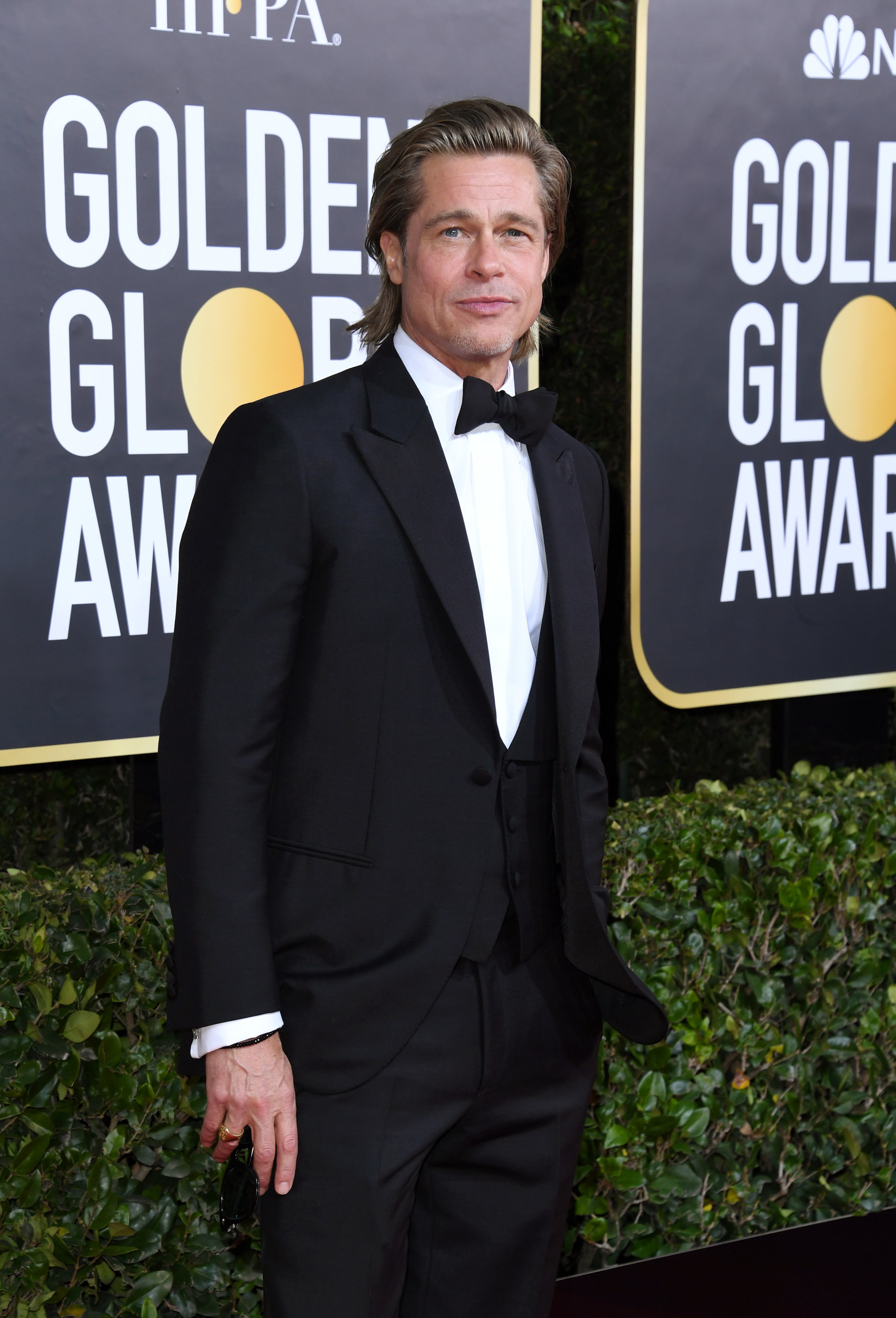 Golden Globes, 2020, Red carpet fashion, 1800x2650 HD Phone