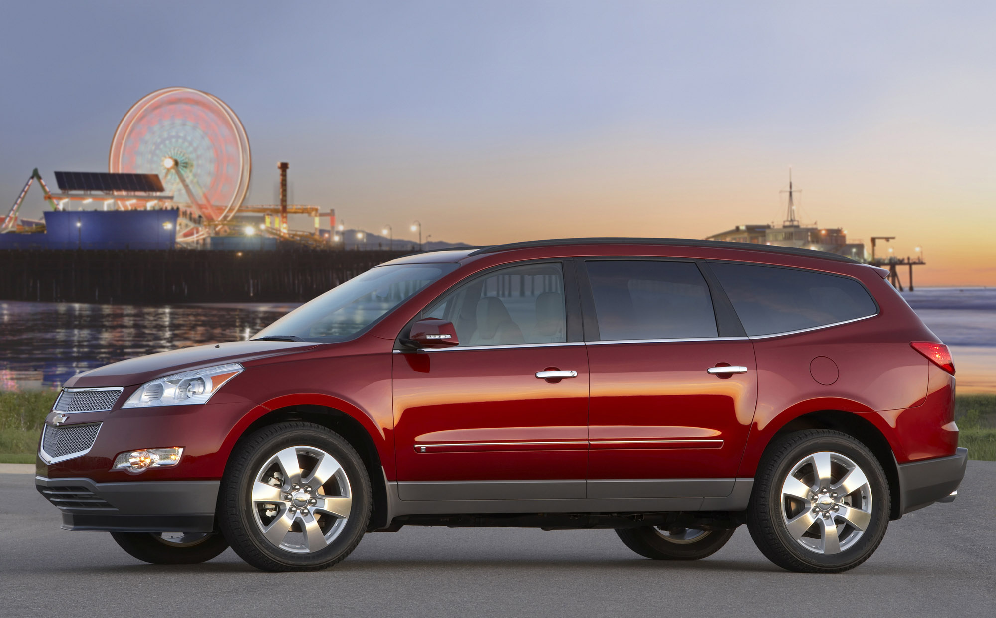 2009 Model, Chevrolet Traverse Wallpaper, 2000x1250 HD Desktop