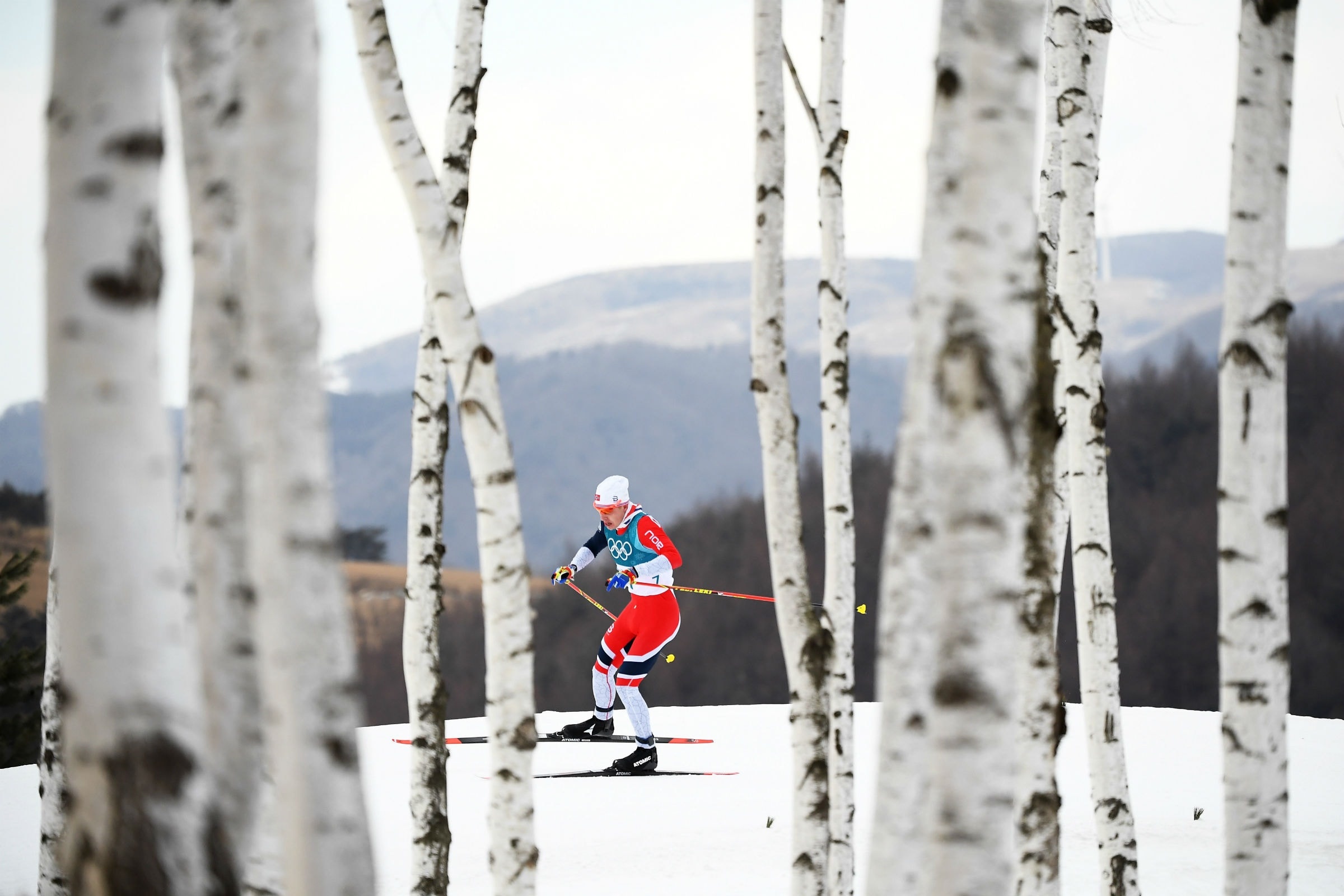 Simen Hegstad Kruger, Skiathlon triumph, Olympic glory, 2400x1600 HD Desktop