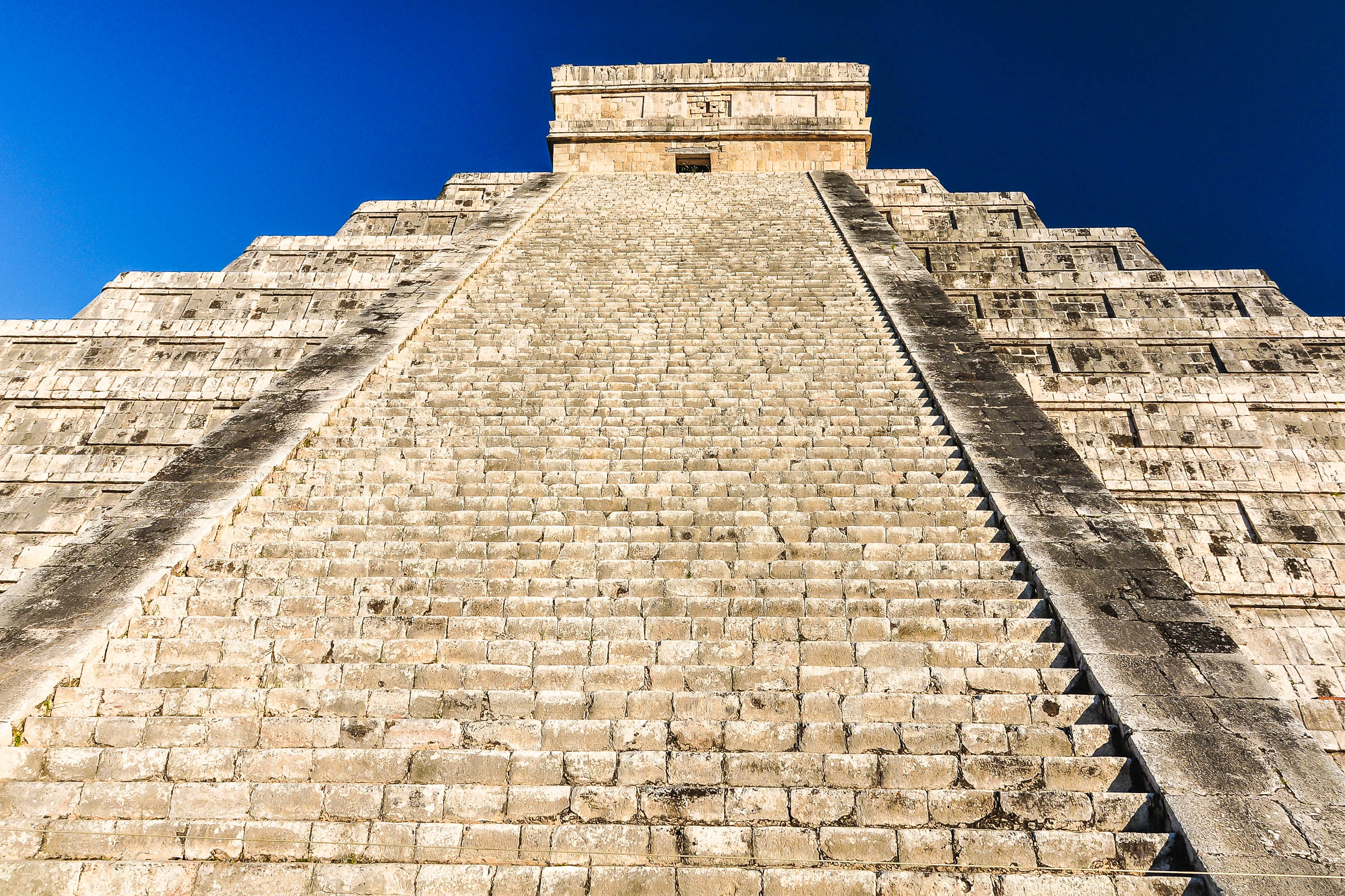 Captivating pictures, Mexican adventure, Chichen Itza's beauty, Frank's travel, 2600x1740 HD Desktop