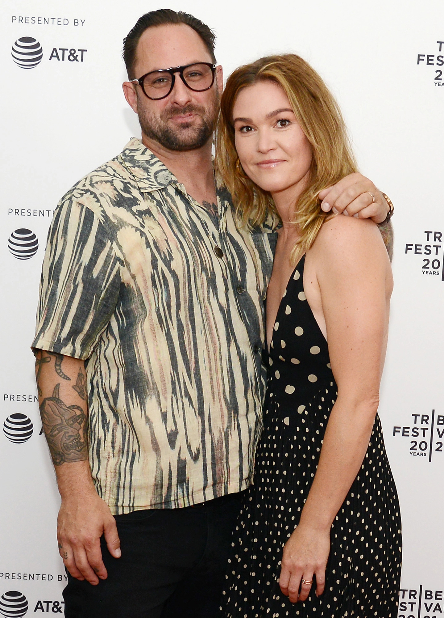 Julia Stiles, Husband Preston Cook, Relationship timeline, 1440x2000 HD Phone