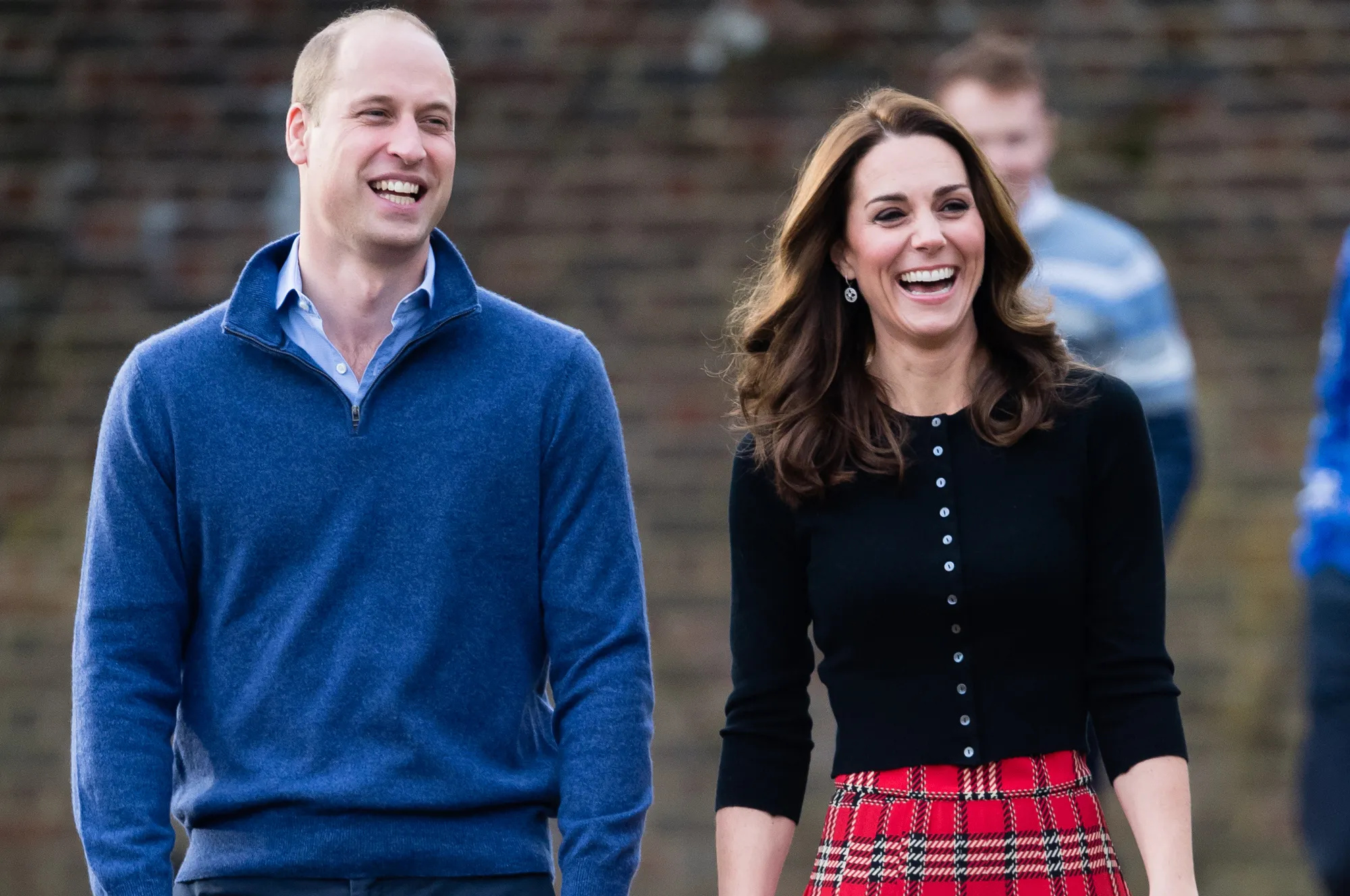 Kate Middleton, Prince William, Family Christmas card, Adorable, 2000x1330 HD Desktop