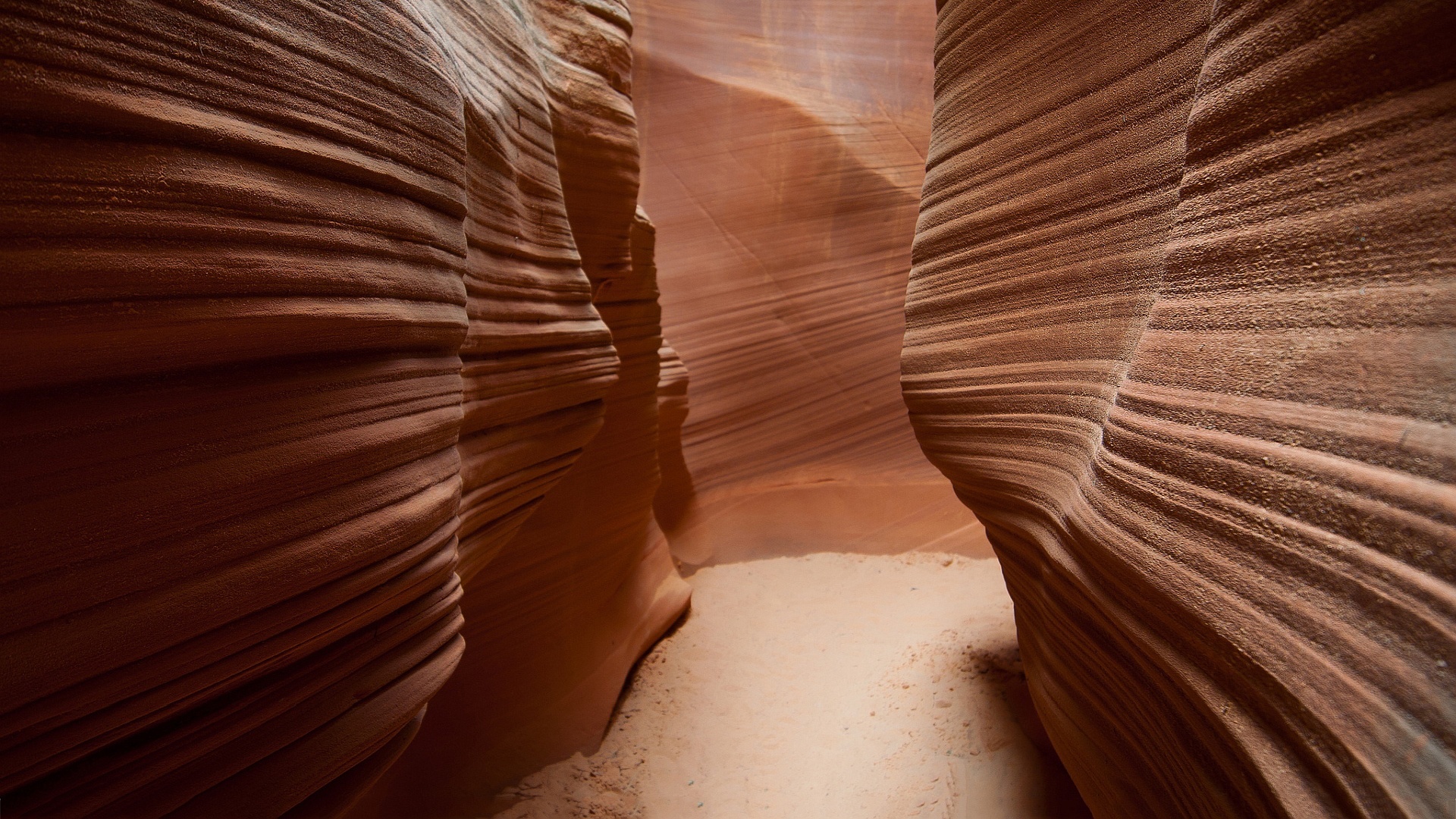 Antelope Canyon wallpaper download, High-definition view, Astonishing beauty, Nature's masterpiece, 1920x1080 Full HD Desktop