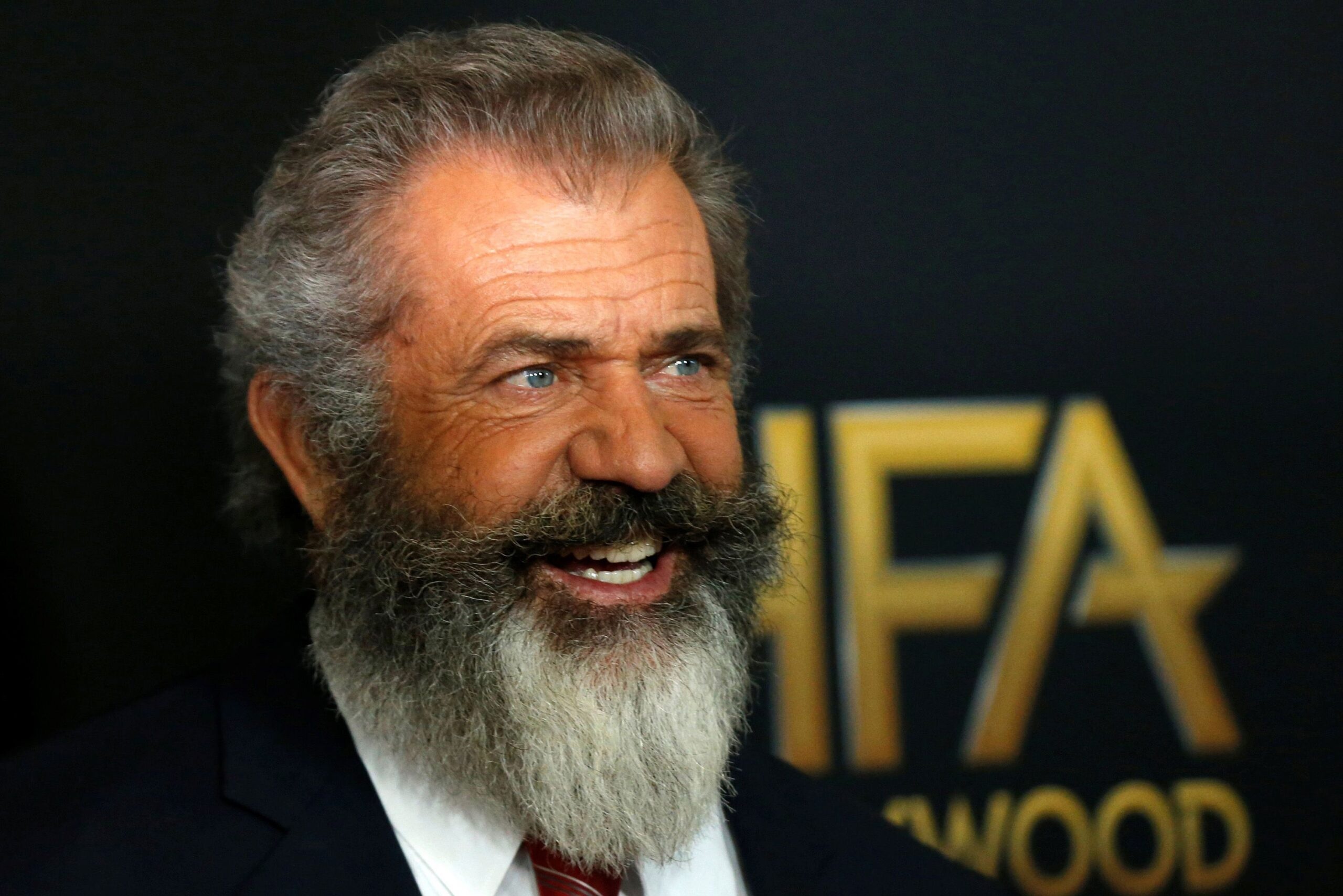 Mel Gibson, Biography, Facts, Life Story, 2560x1710 HD Desktop