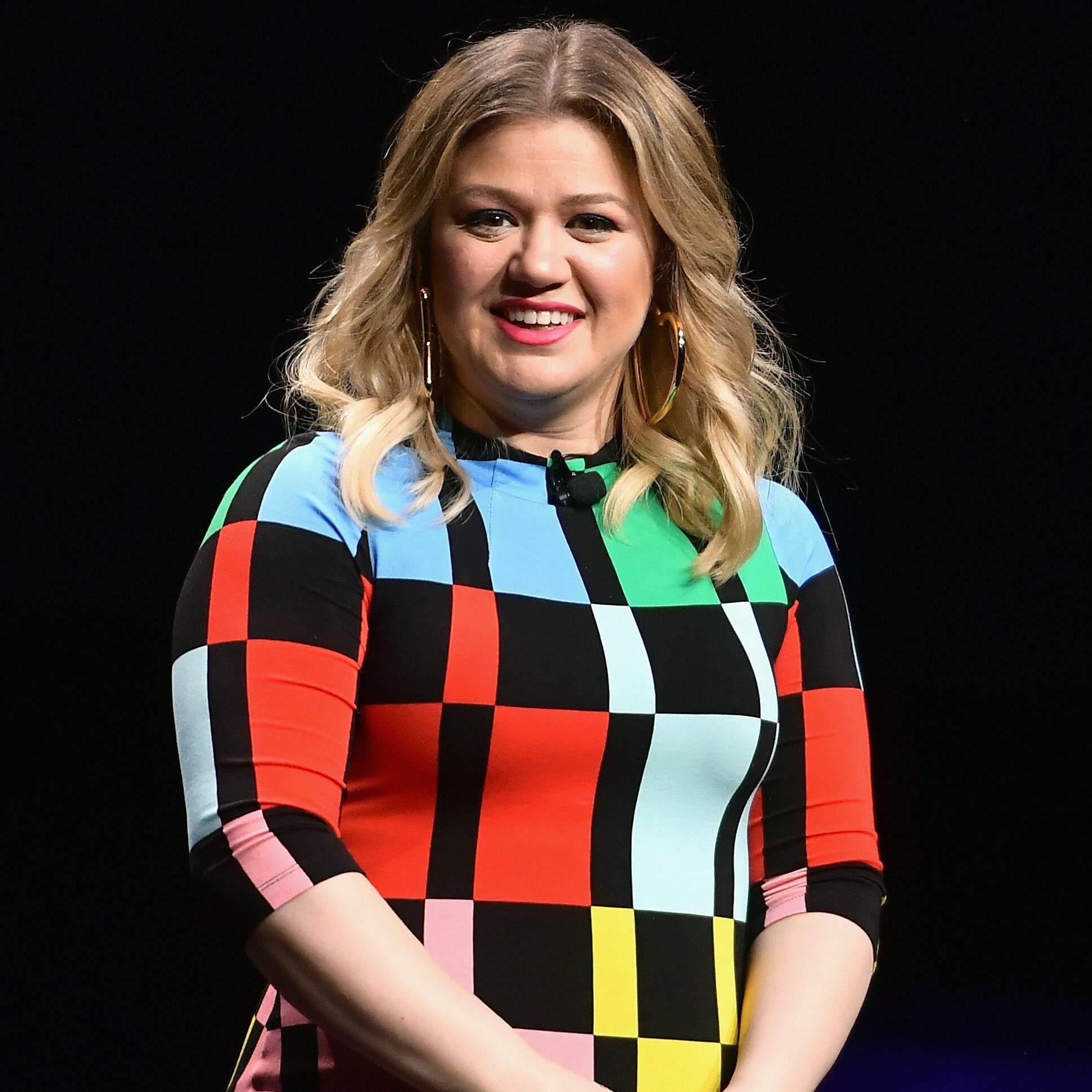 2019 CinemaCon STXfilms Presentation, Kelly Clarkson Wallpaper, 1940x1940 HD Phone