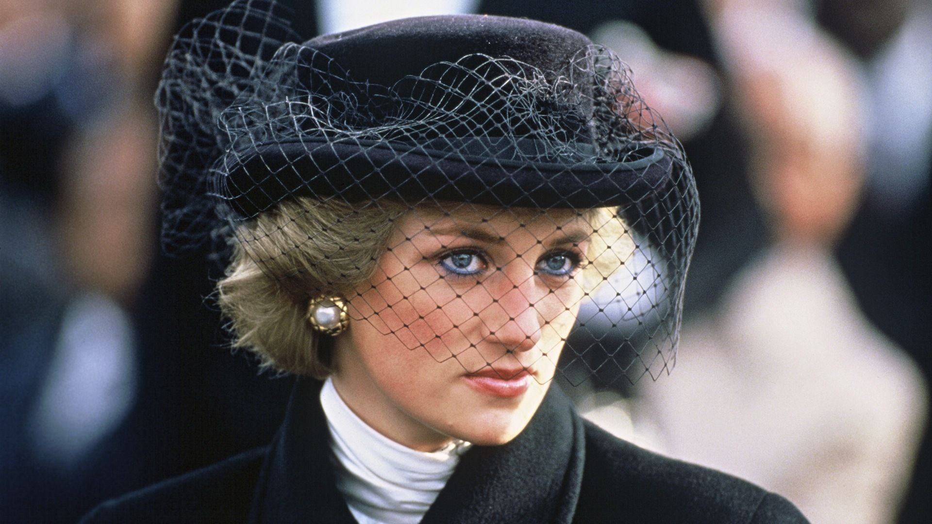 Princess Diana, Timeless beauty, Regal presence, British icon, 1920x1080 Full HD Desktop