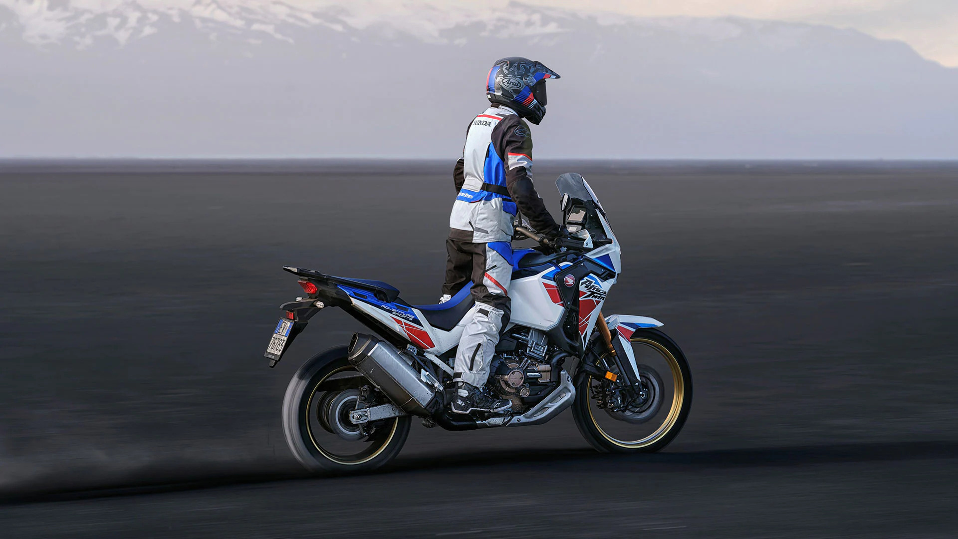 Honda Africa Twin, Auto expert, Adventure sports model, Impressive specifications, 1920x1080 Full HD Desktop