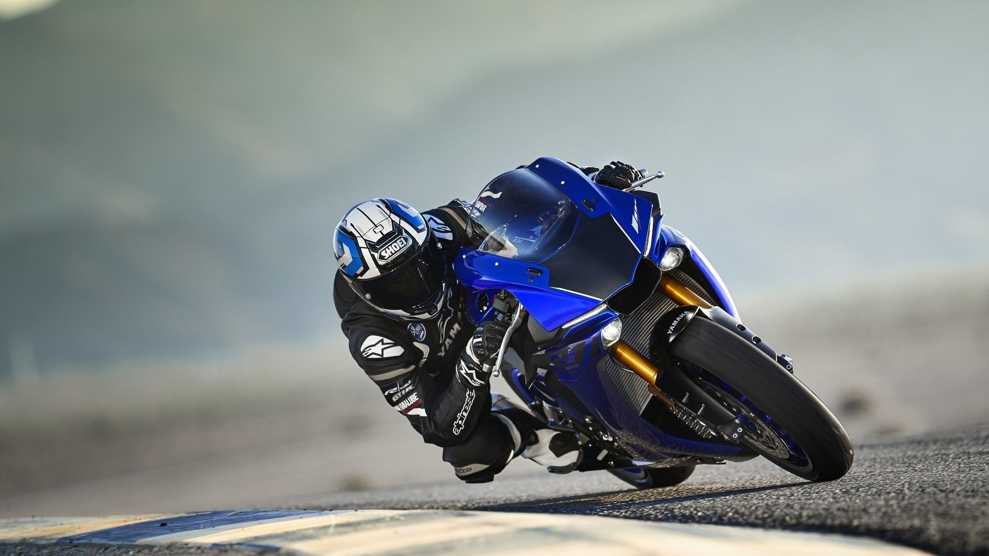 Yamaha YZF-R1, Voitures & Motos, Pin on, 2000x1130 HD Desktop