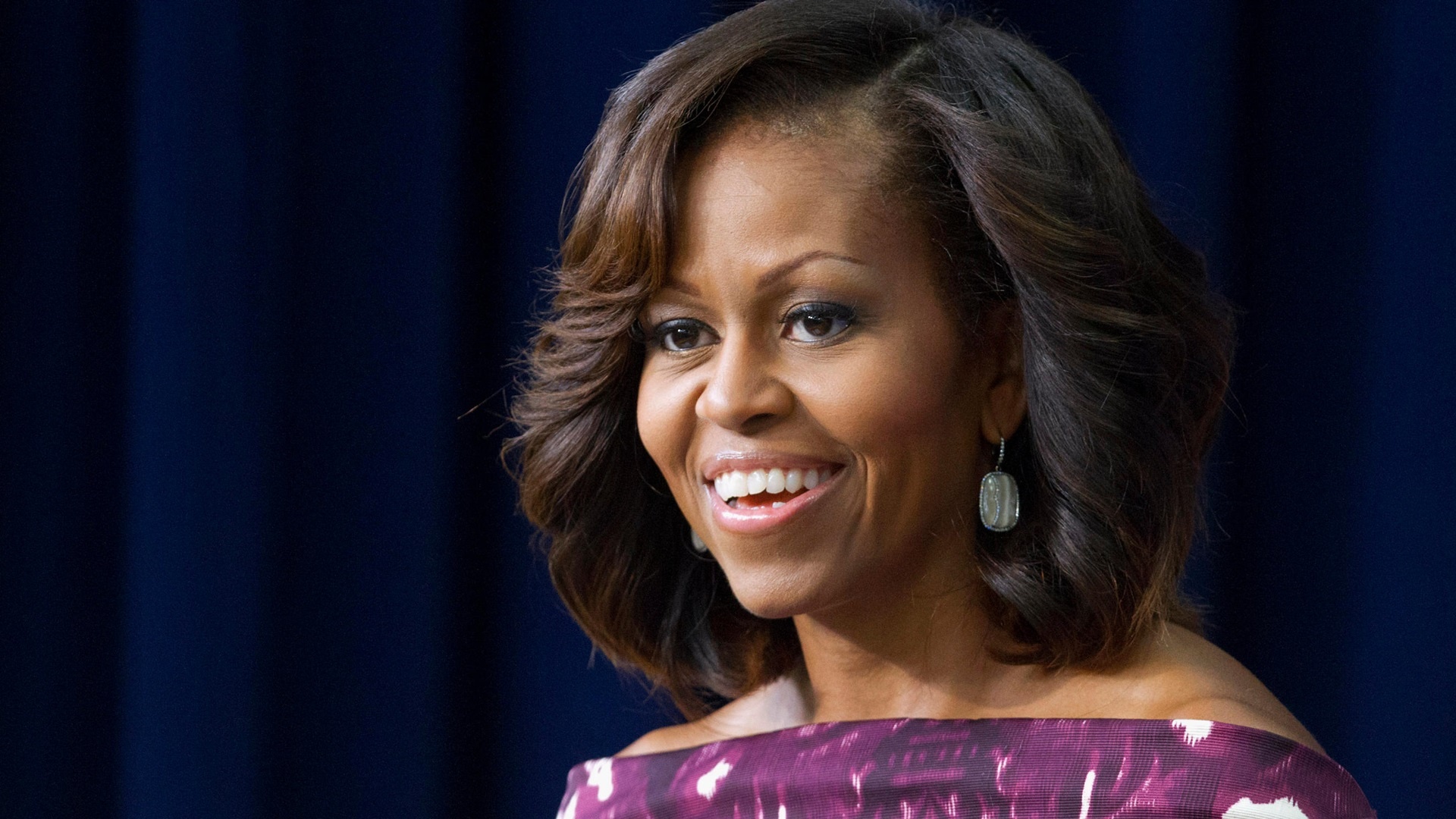 Michelle Obama wallpaper, Celebrity inspiration, Fashion icon, Powerful woman, 1920x1080 Full HD Desktop