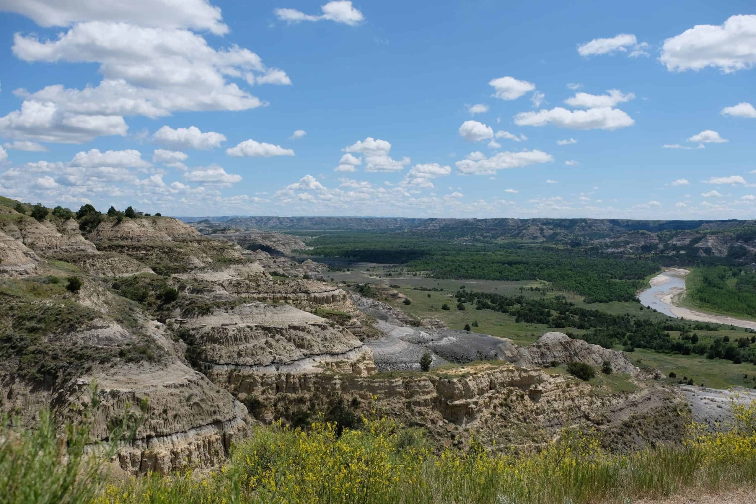 North Unit, Theodore Roosevelt National Park Wallpaper, 2560x1710 HD Desktop