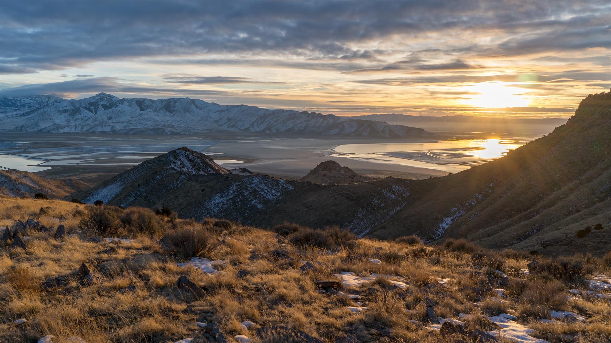 Great Salt Lake islands, Hidden gems, Utah's treasures, Unique landscapes, 2050x1160 HD Desktop