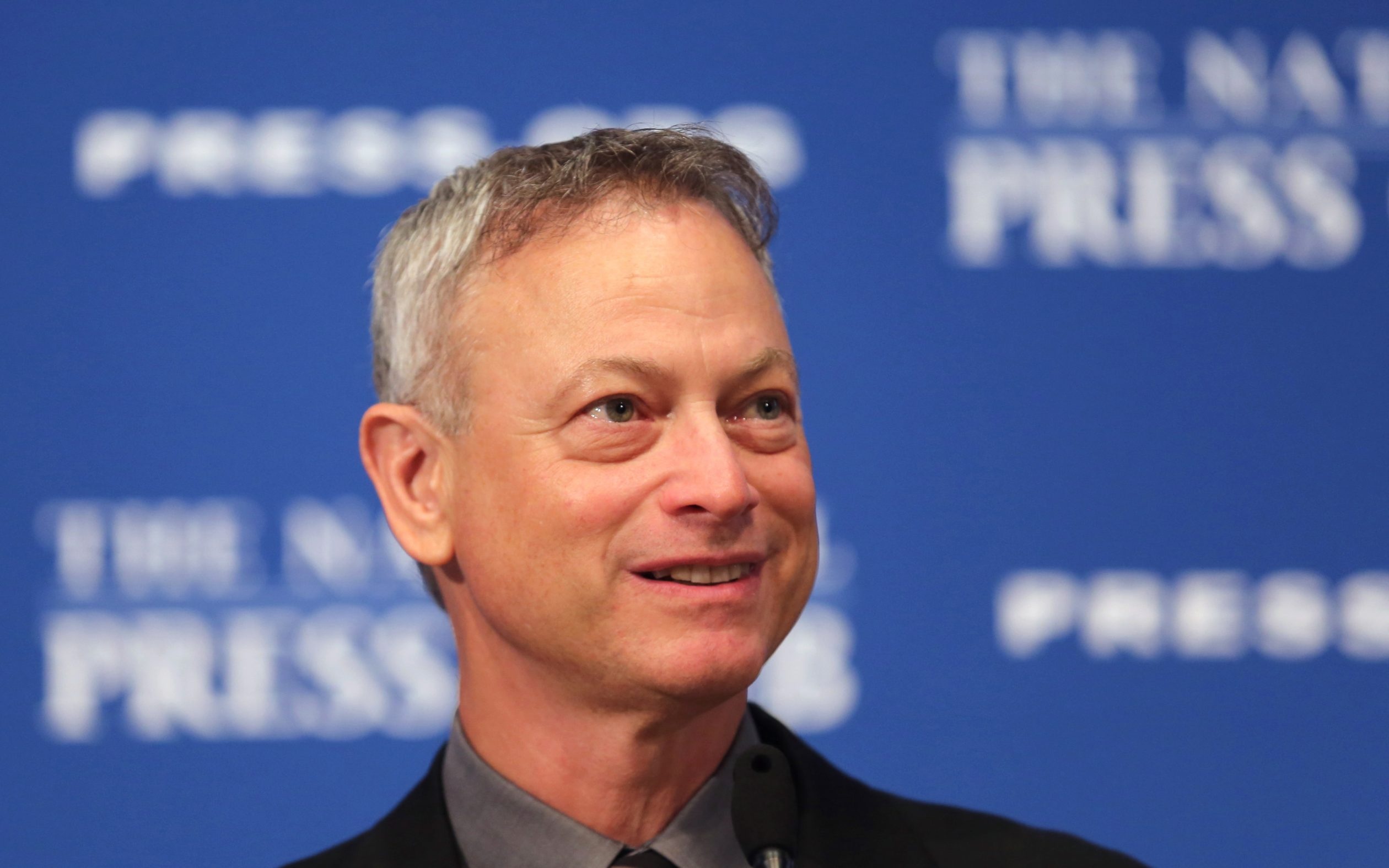 Gary Sinise, Lieutenant Dan, Road to Catholicism, 2520x1580 HD Desktop