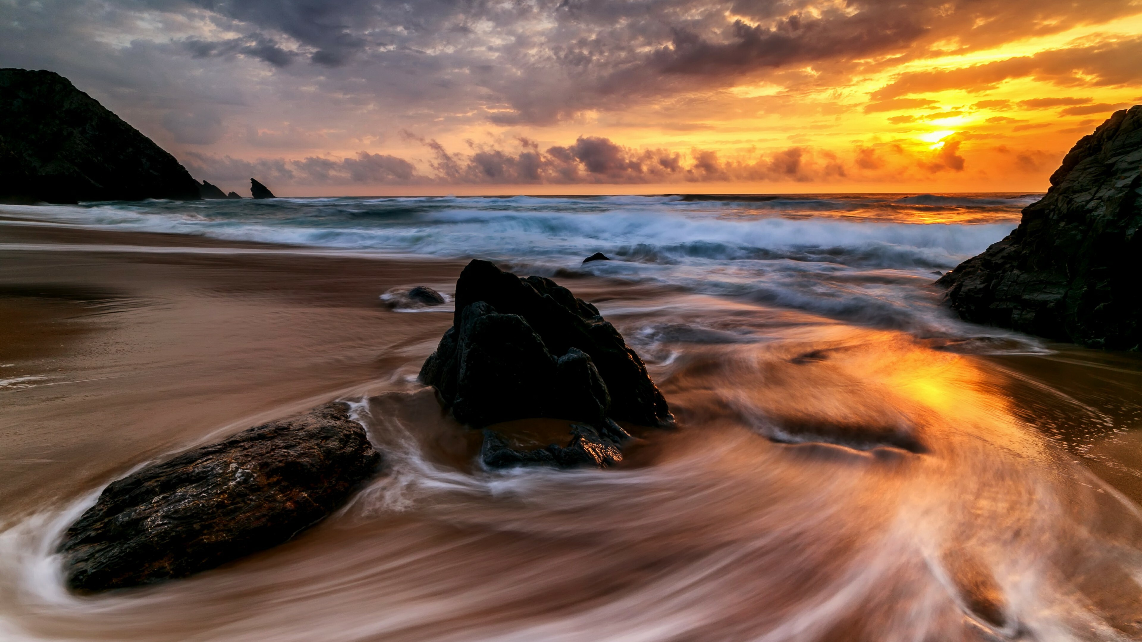 Sunset over the ocean, Golden hues, Evening tranquility, Nature's masterpiece, 3840x2160 4K Desktop