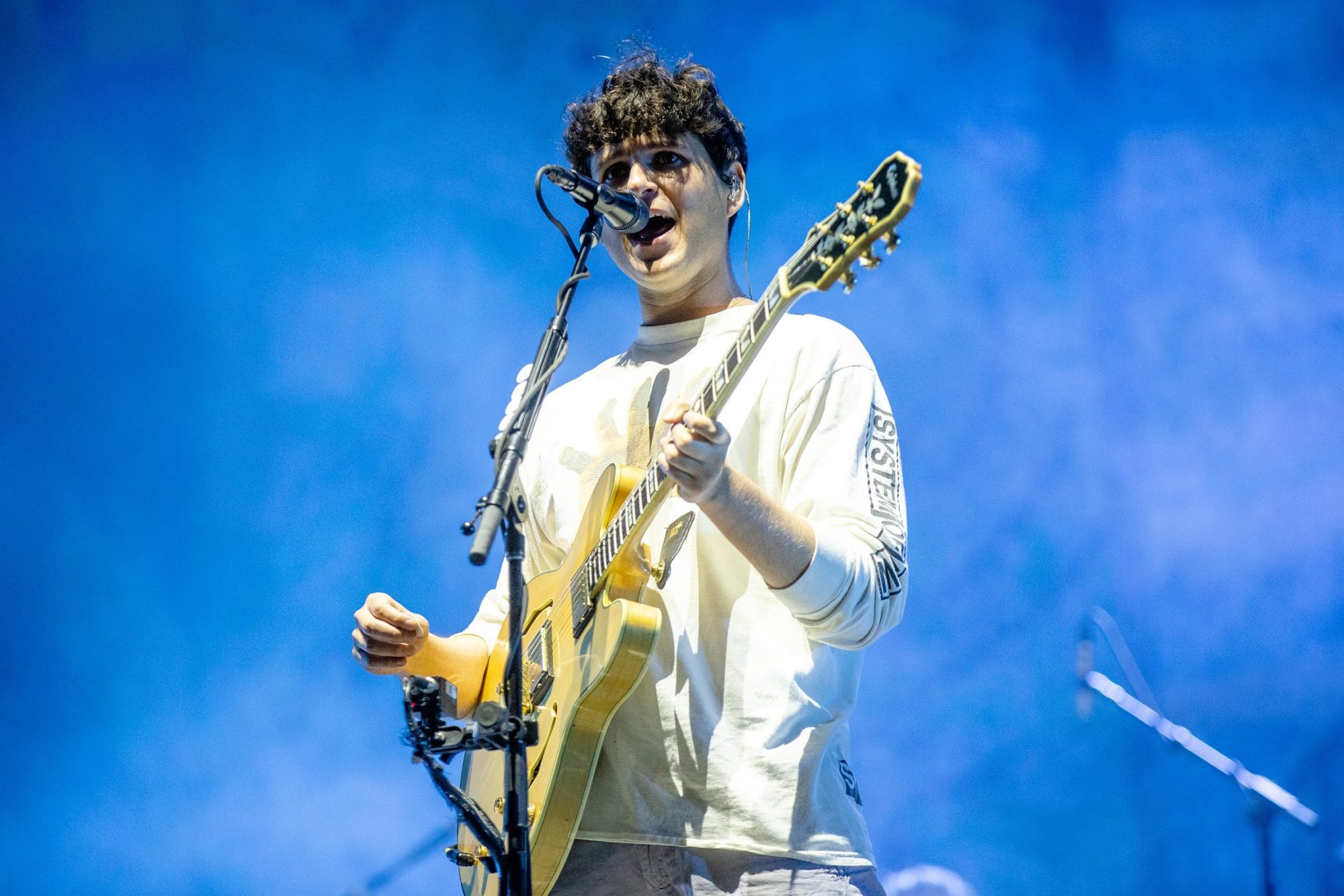 Vampire Weekend, New songs release, Six years, Ew. com, 2000x1340 HD Desktop