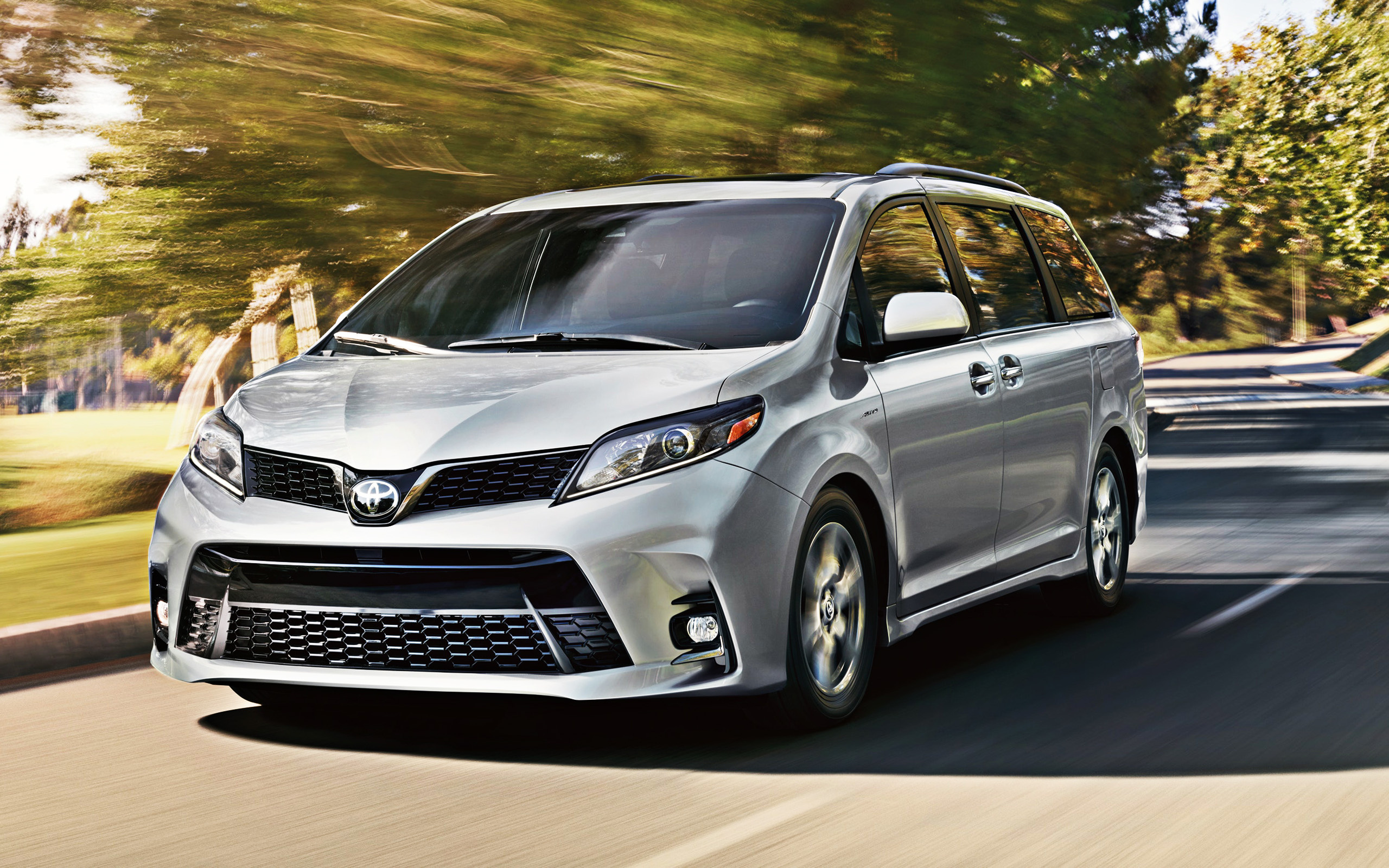 2020 Model, Toyota Sienna Wallpaper, 2560x1600 HD Desktop