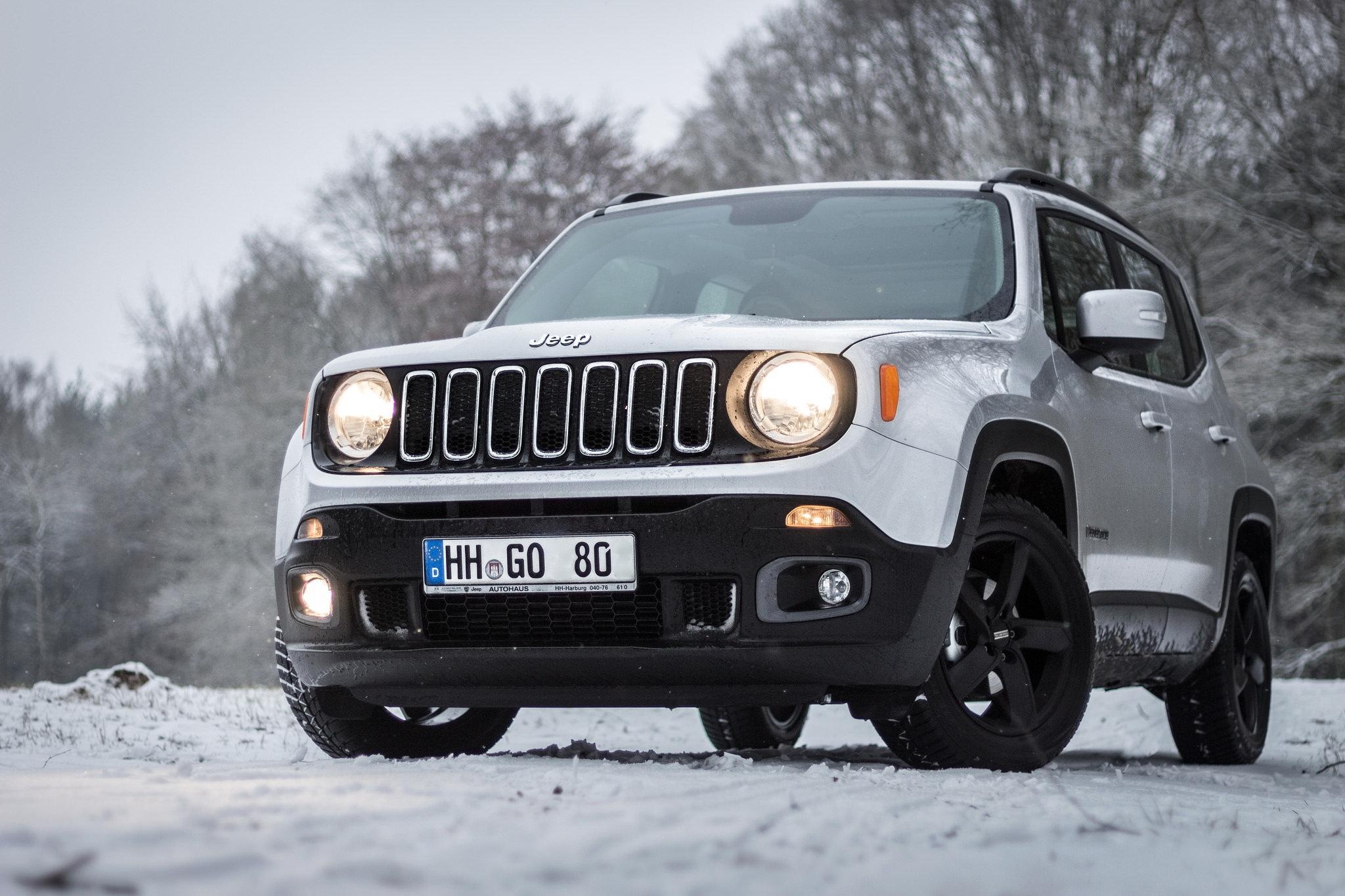 Jeep Renegade, Off-road capability, Adventure seeker, Eye-catching backgrounds, 2050x1370 HD Desktop