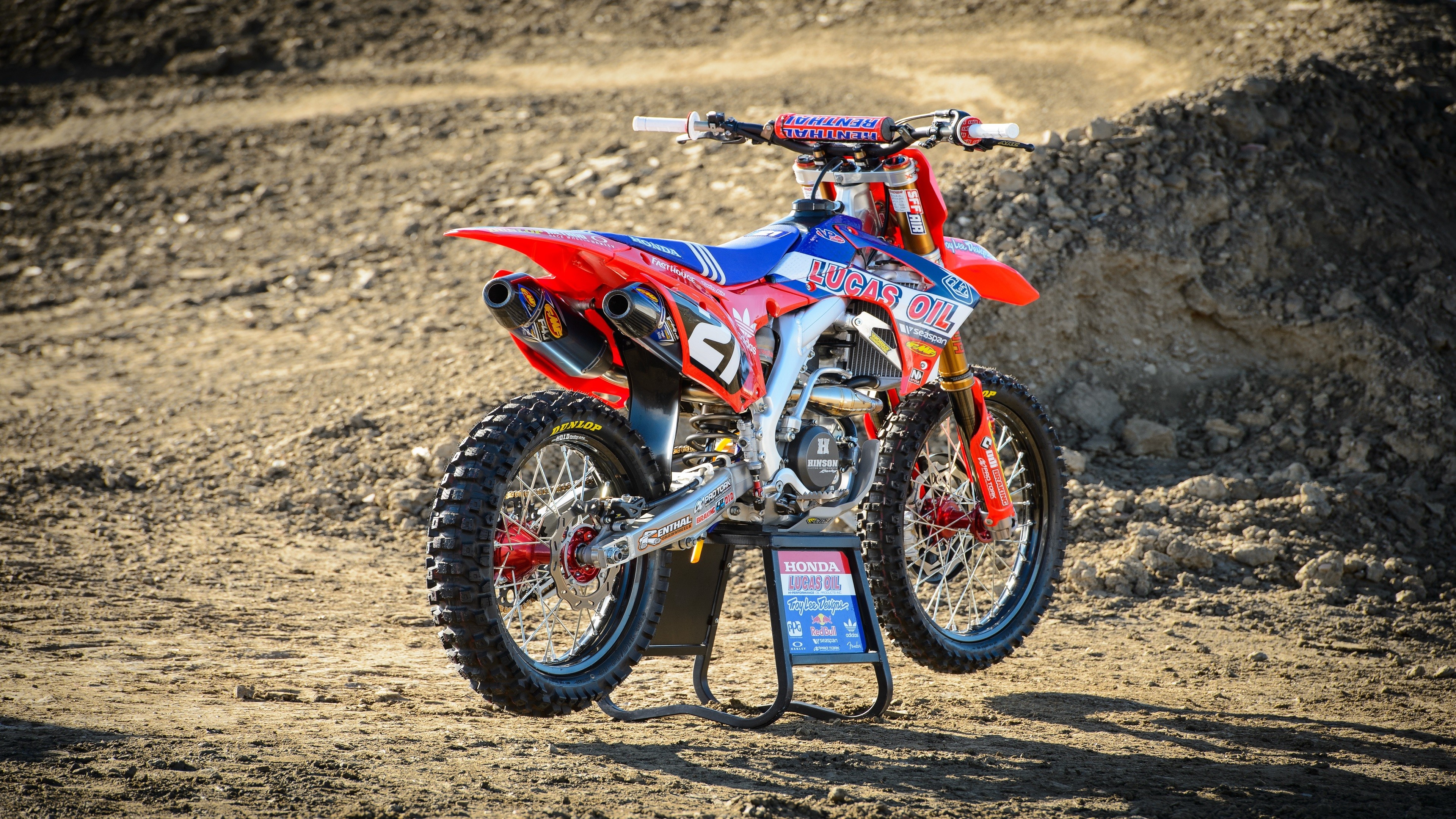 Honda Motorsport, Enduro Motorbikes Wallpaper, 3840x2160 4K Desktop