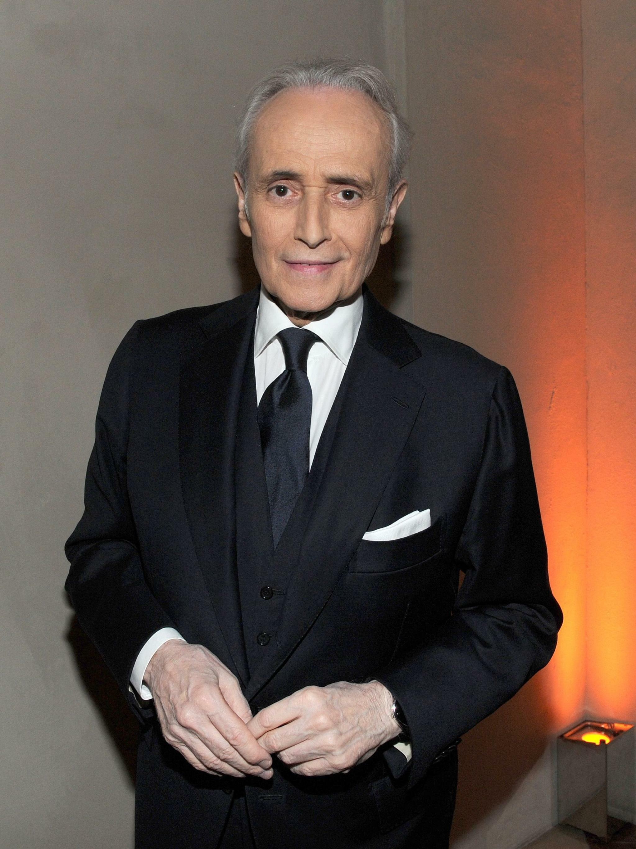 Jose Carreras, Leukemia battle, Berlin benefit gala, Charitable event, 2050x2740 HD Phone