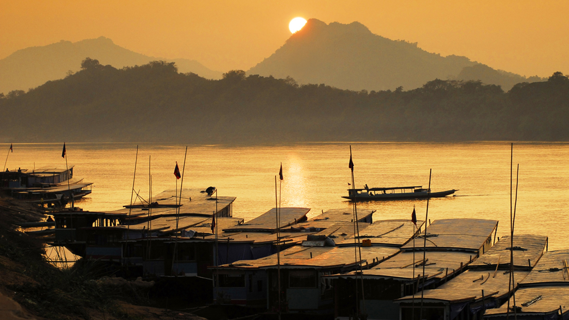 Mekong River, Landlocked country, Legendary journey, Cultural heritage, 1920x1080 Full HD Desktop