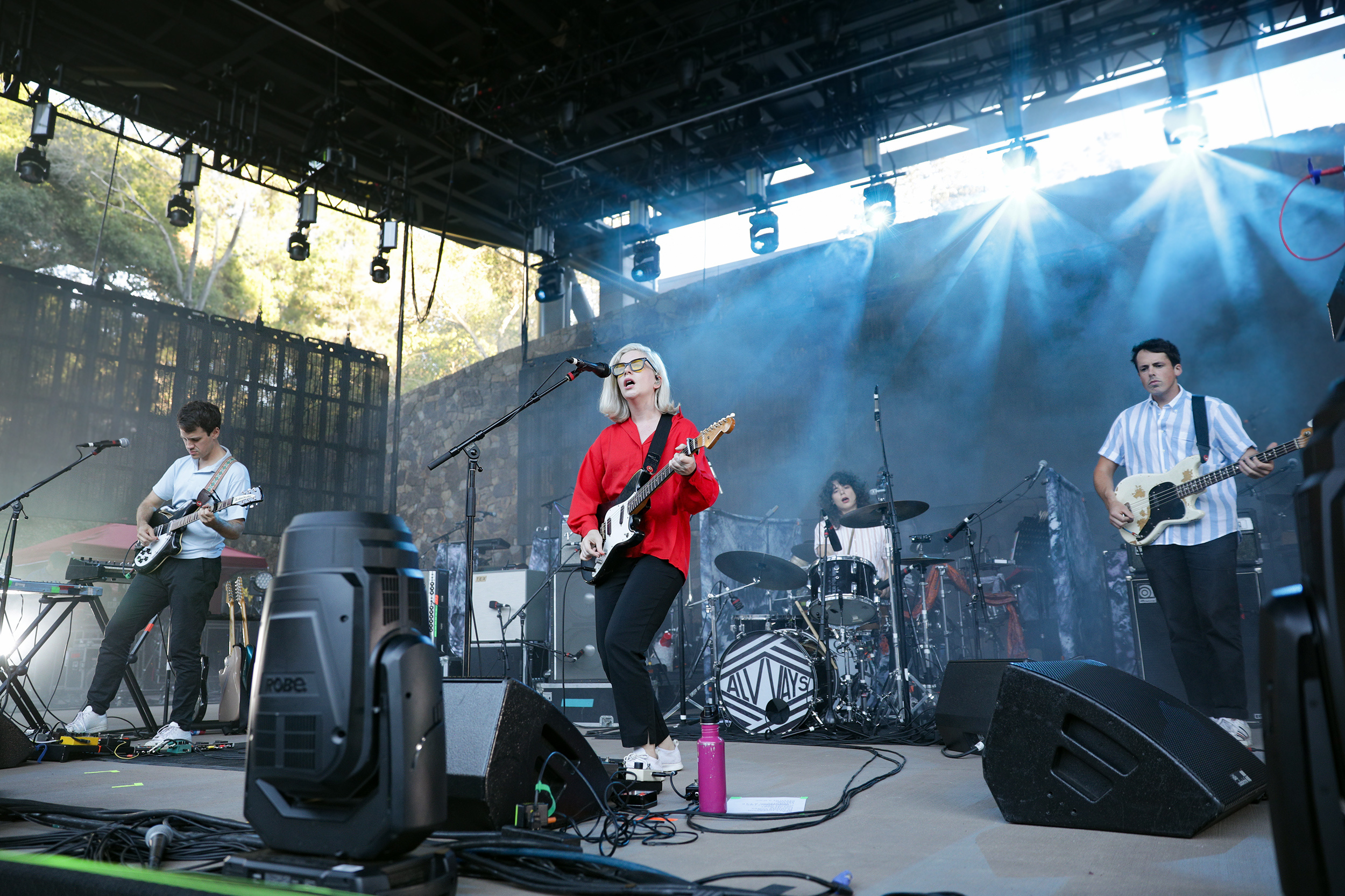 Alvvays, Band, The National, Frost Amphitheater, 2500x1670 HD Desktop