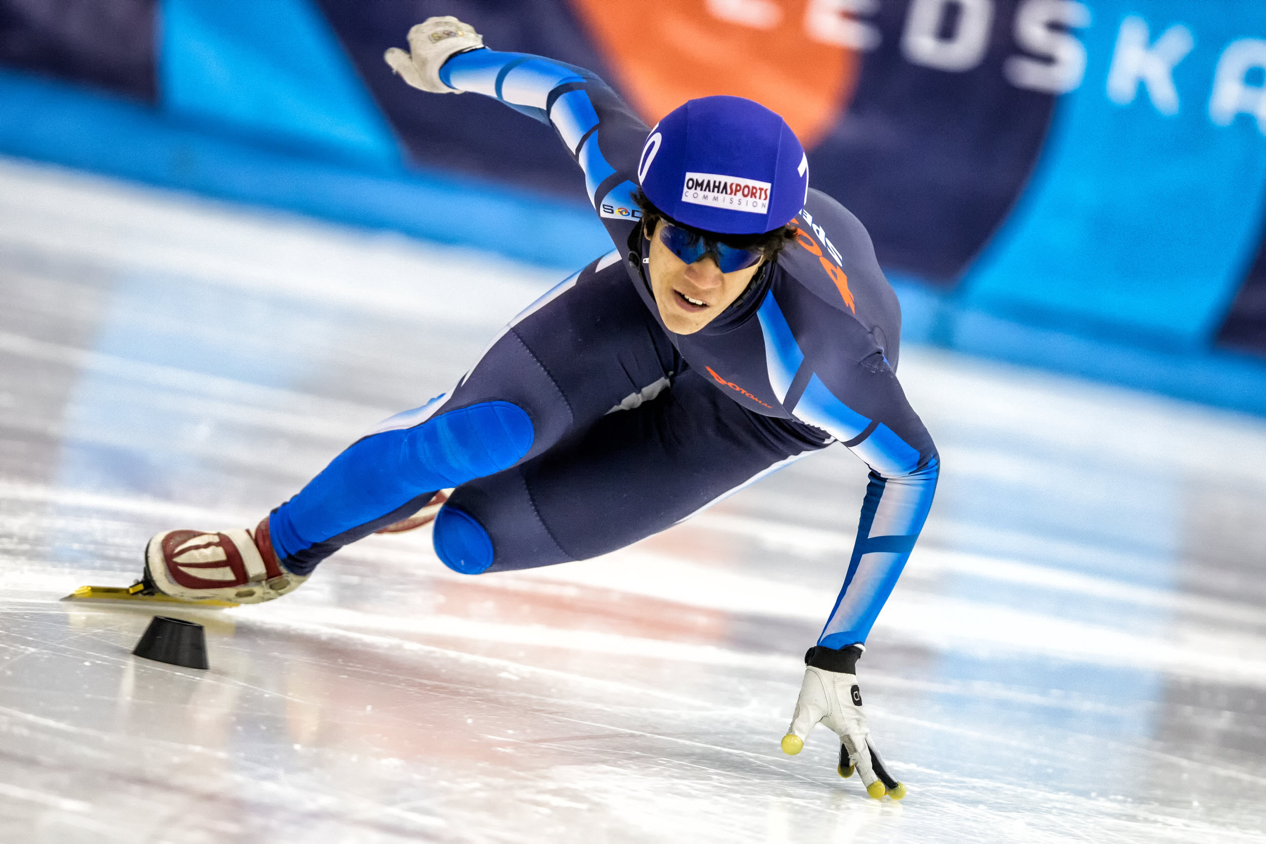 CenturyLink Center Omaha, Speed Skating Wallpaper, 2500x1670 HD Desktop