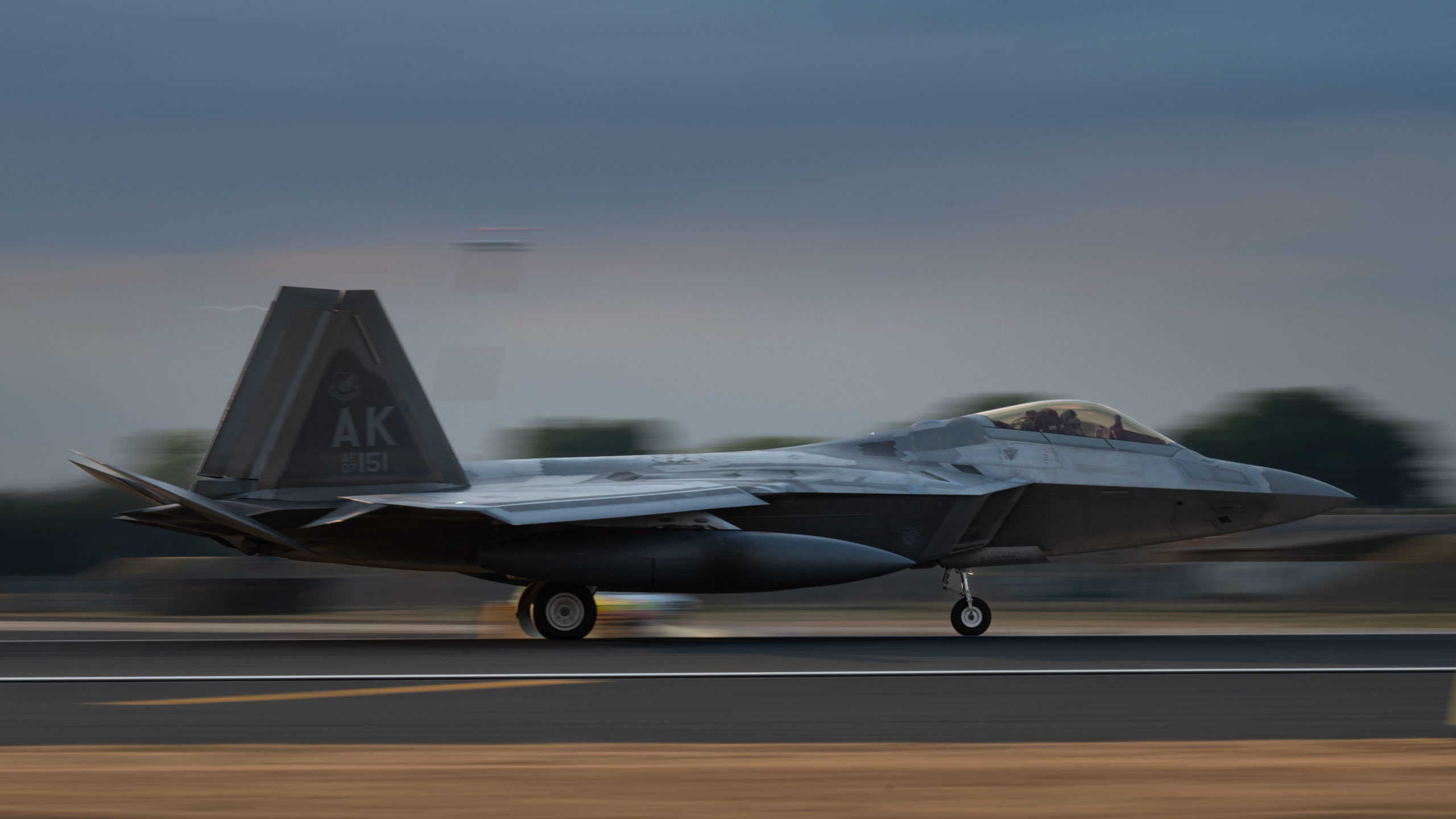 90th Fighter Squadron, F-22 Raptor Wallpaper, 2560x1440 HD Desktop