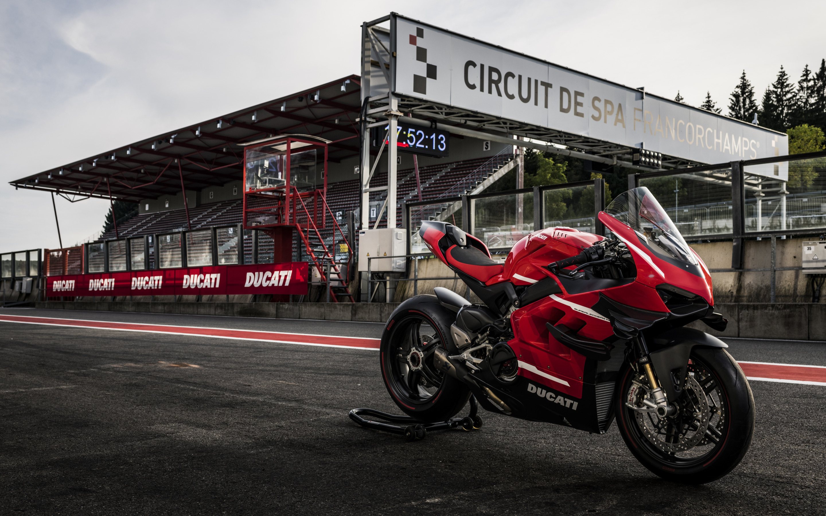 Circuit de Spa-Francorchamps, Ducati Superleggera V4 Wallpaper, 2880x1800 HD Desktop